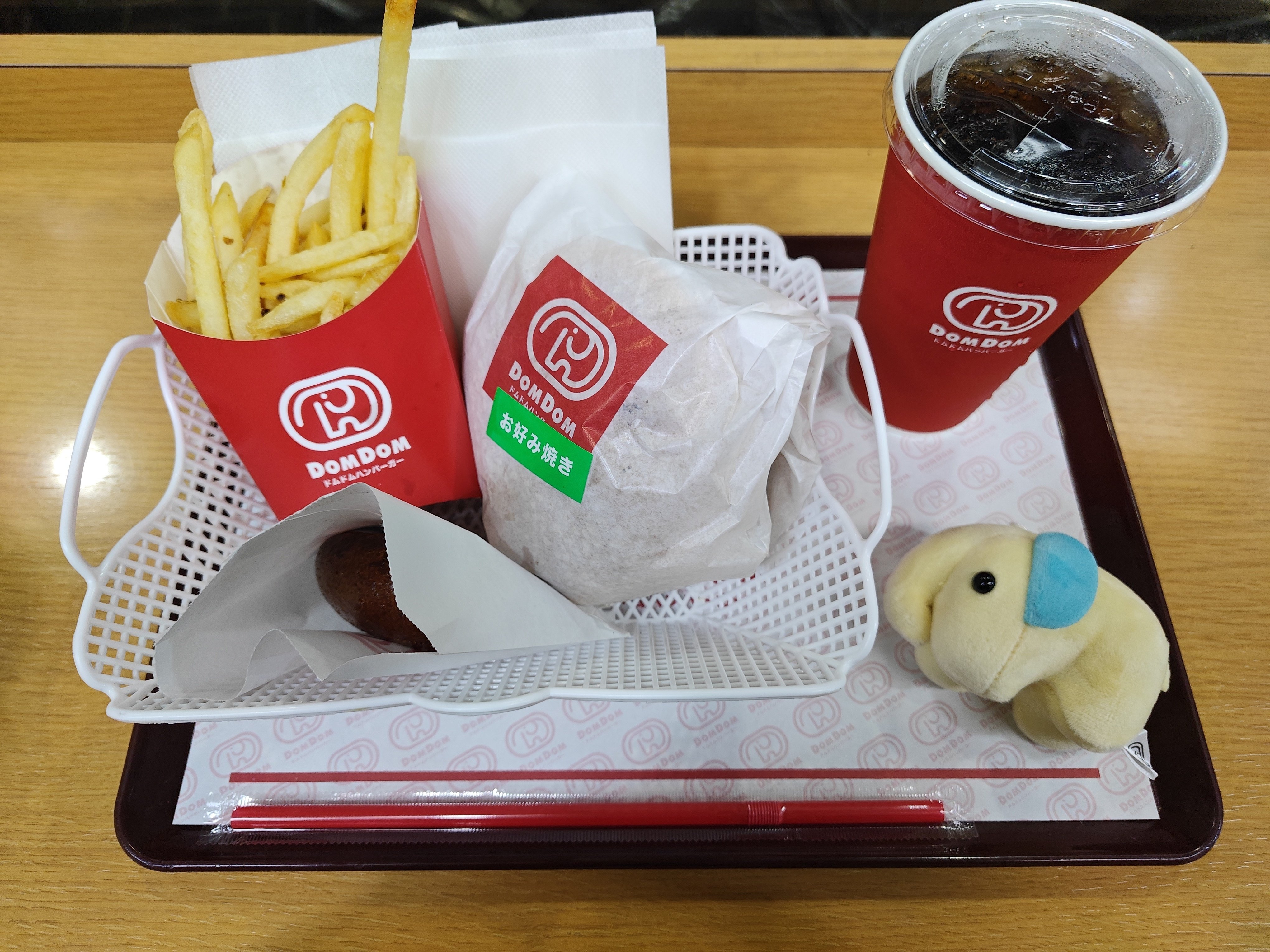 DOMDOMドムドム ハンバーガートレイ レトロ Domdom Hamburger Light Mascot