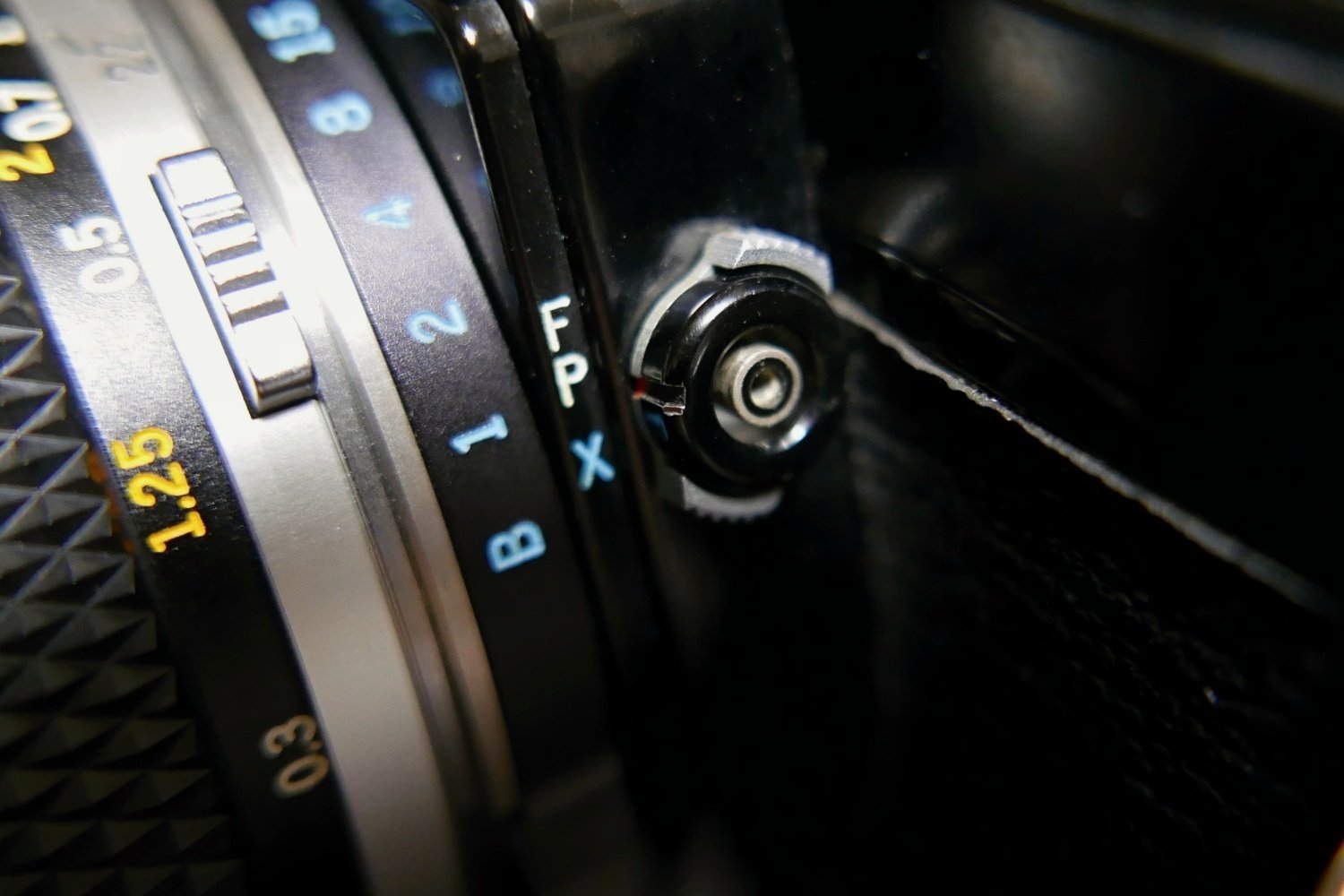 25．OLYMPUS OM-1にRECORDATA BACK1を装着してみた＜カメラ＞｜神成