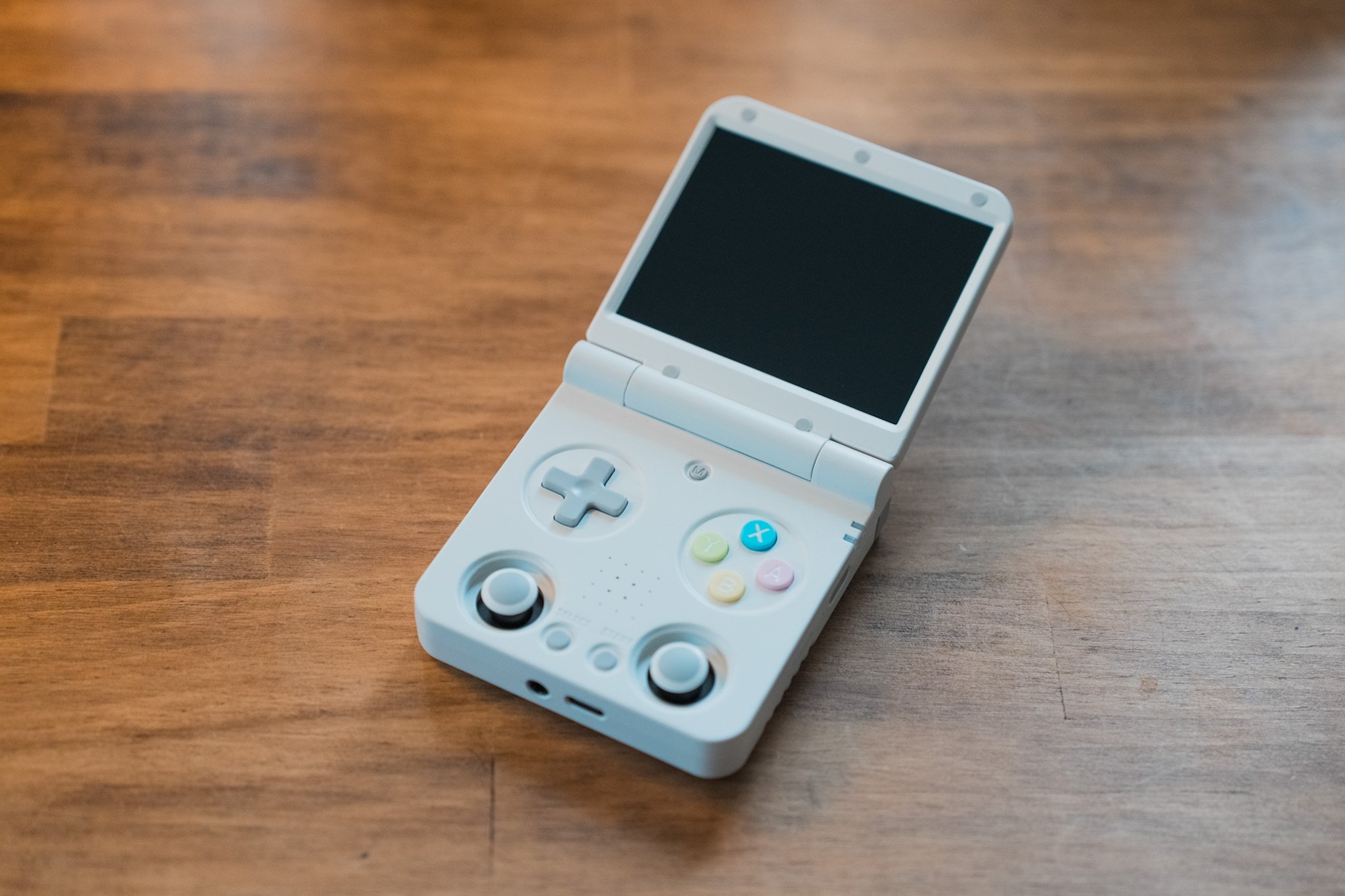 【美品】Miyoo flip V2 Amazon.co.jp: Miyoo Miyoo Flip V2 レトロ ハンドヘルド ゲーム