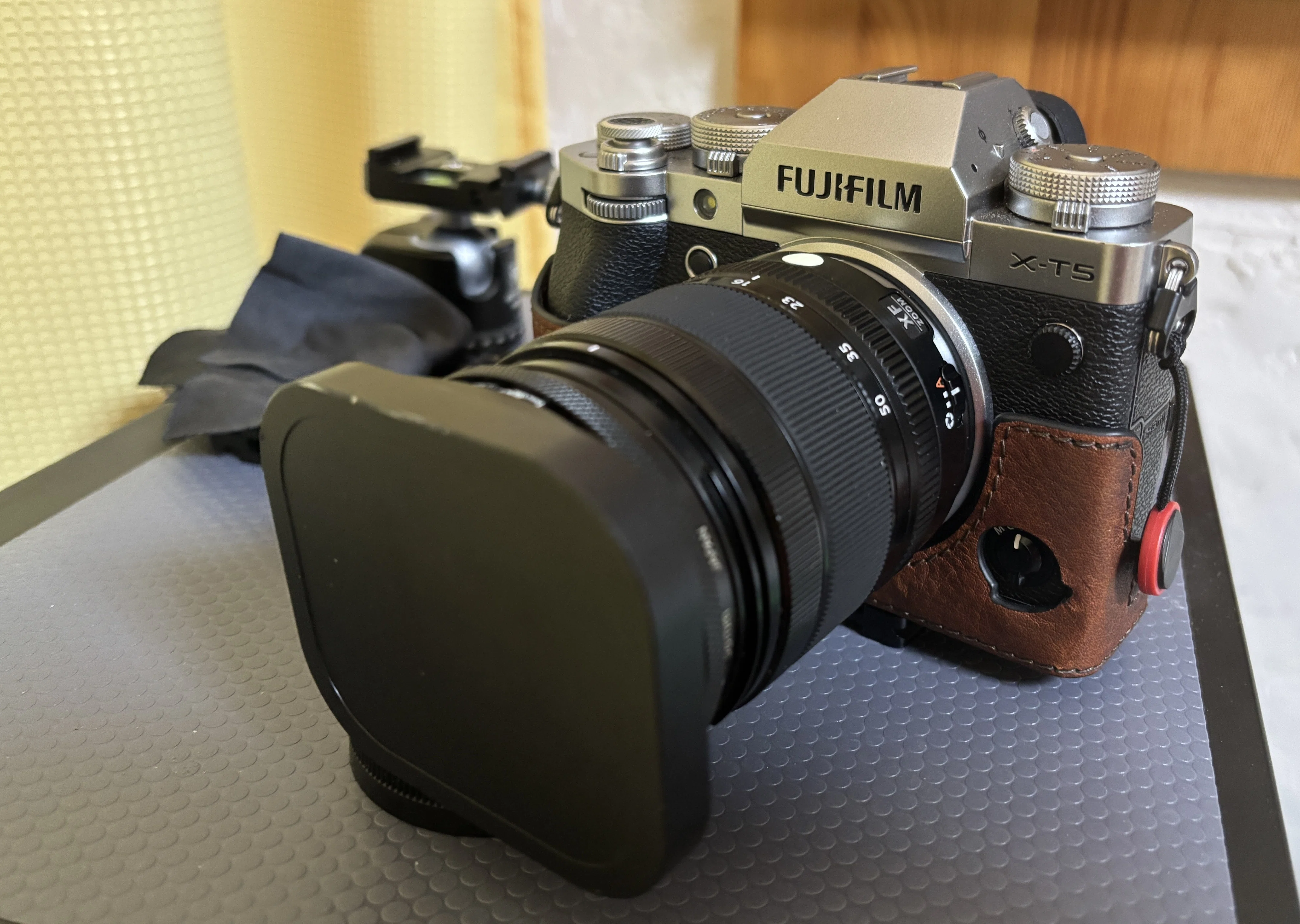 オールドコンデジとX-T5｜Channel Rihan