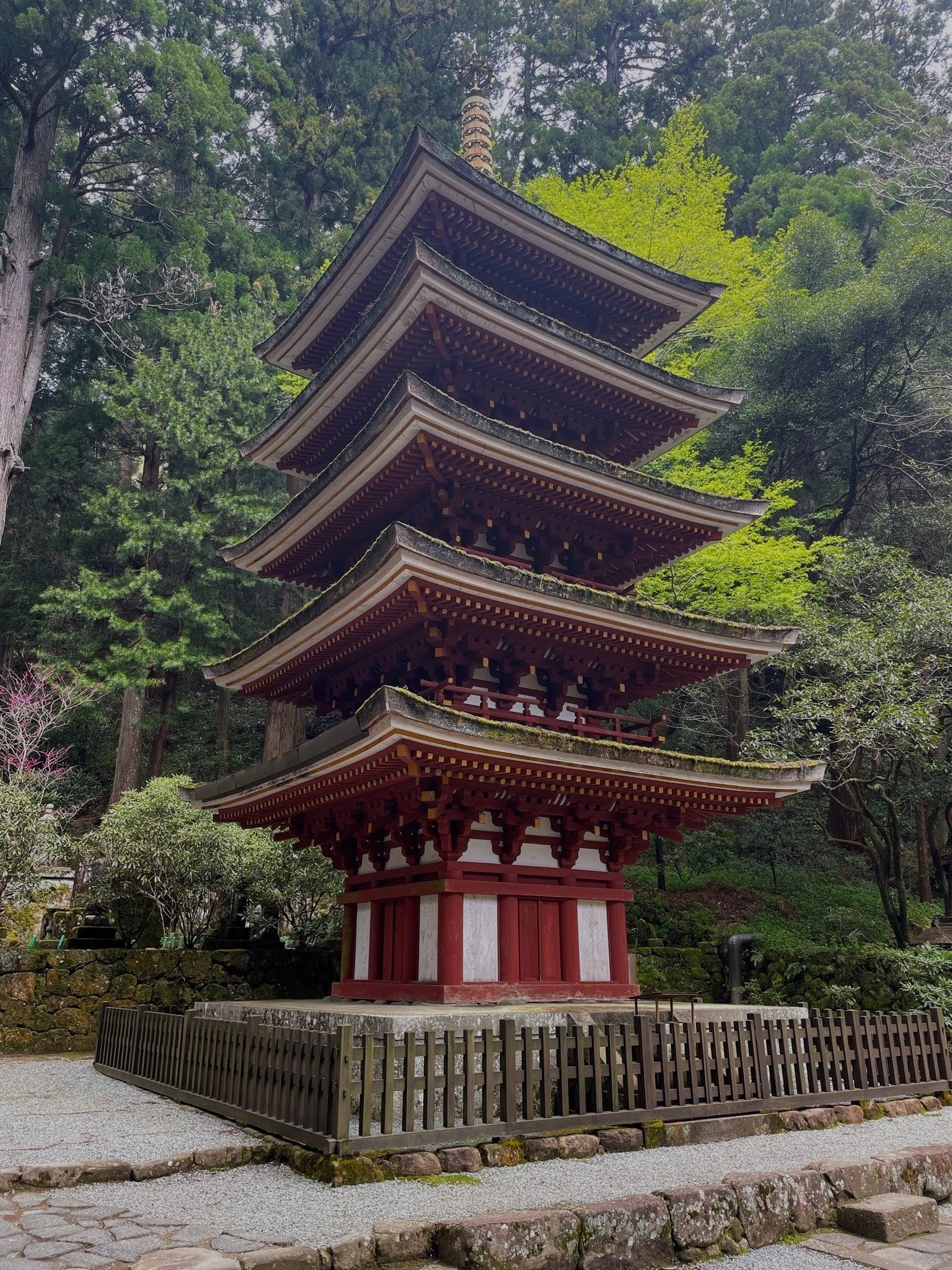 日本のどう　ガラス建築、室生寺他計4点 日本のどう ガラス建築、室生寺他計4点 33eb9_0005327976_1.jpg