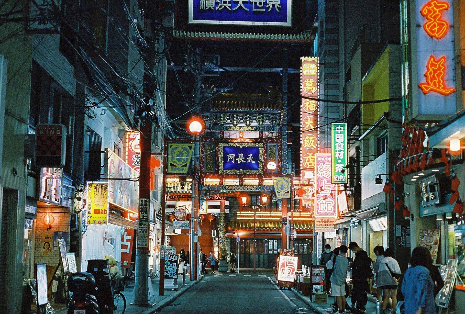 cinestill800で撮る横浜中華街｜珀.