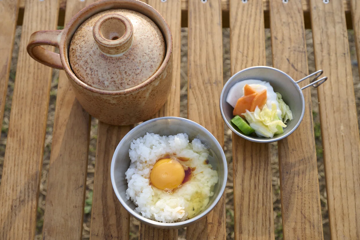 有田焼・おまぐはん×ソトレシピの進化系ソロ土鍋！誰でも簡単に料亭の