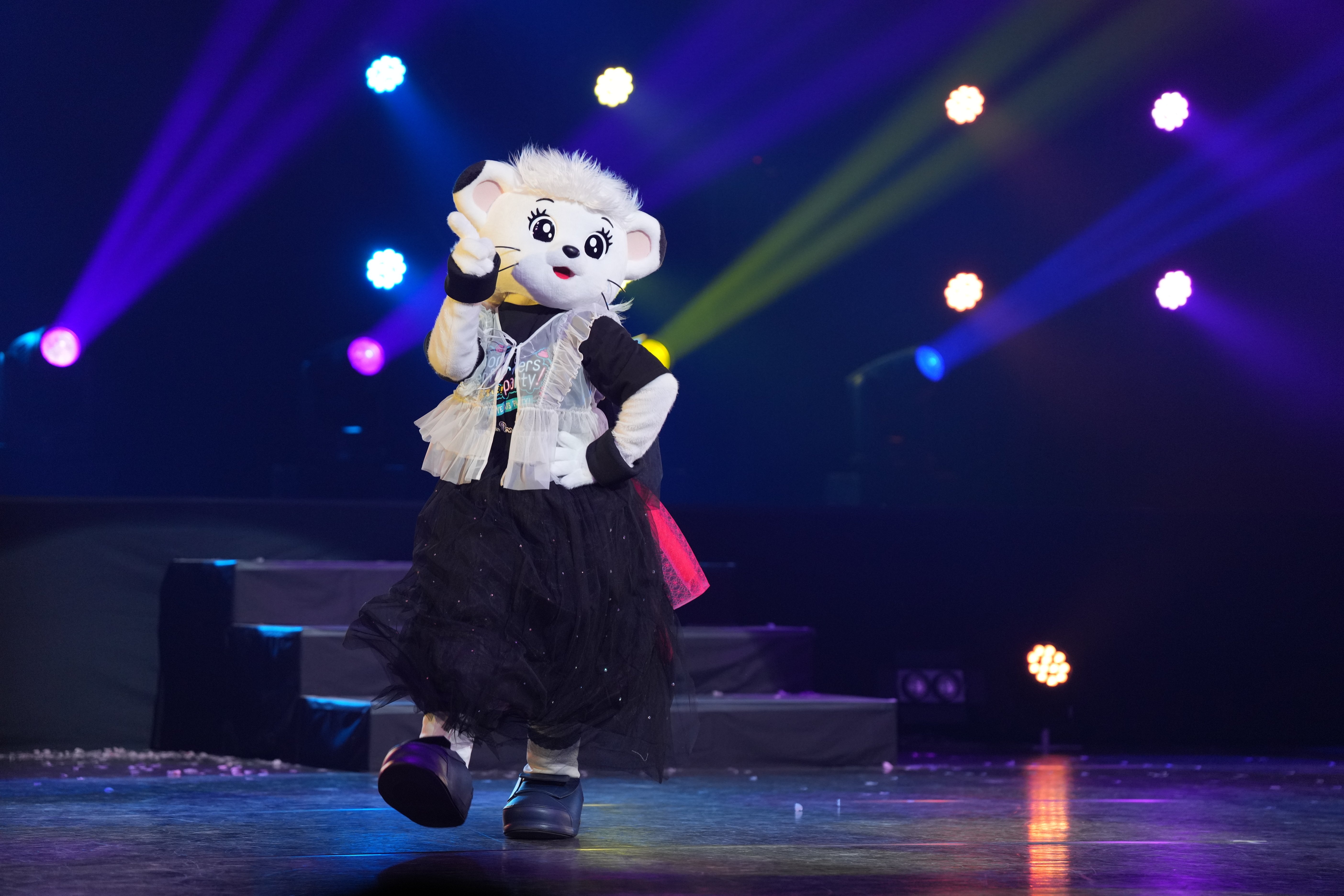 o*-様 【ライオンズ】LINA ライナ ネオンライト LINA ネオンライト: キッチン・インテリア | 埼玉西武ライオンズ公式