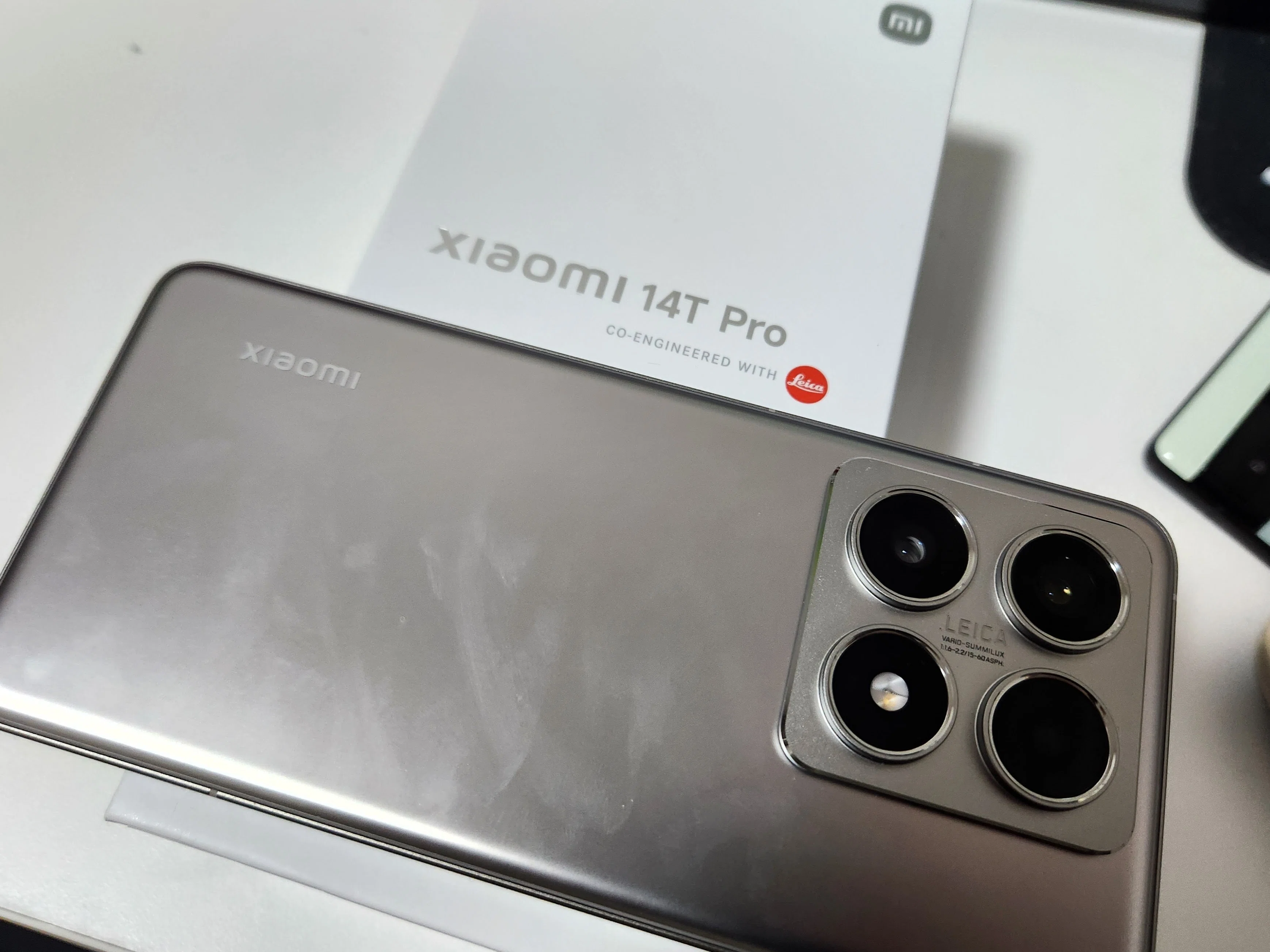 新品未開封】Xiaomi14T チタングレー 256GB ROM スマートフォン本体