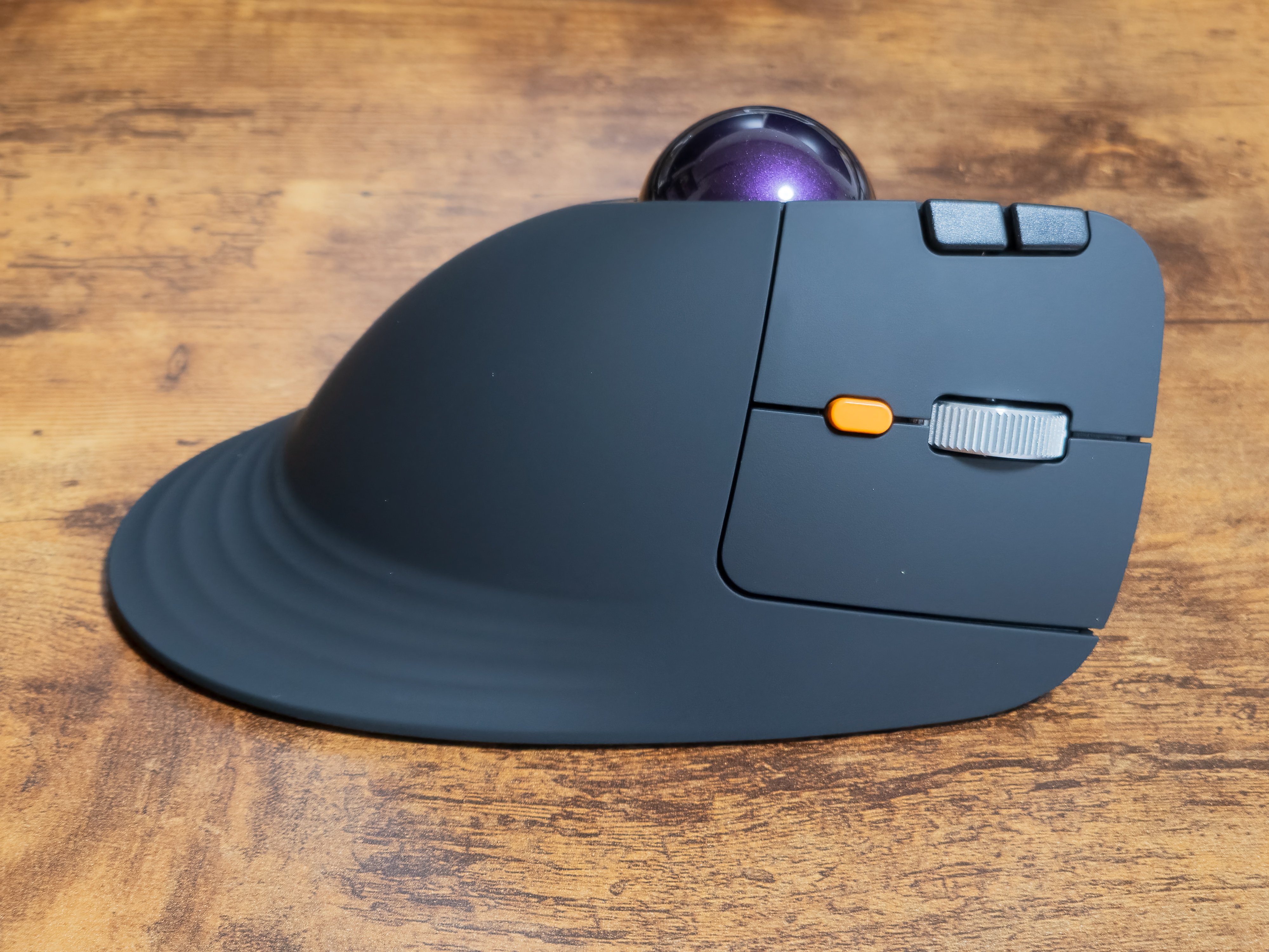 【美品】ProtoArc EM05 NL トラックボールマウス : ProtoArc EM05 NLバーティカル トラックボールマウス 縦