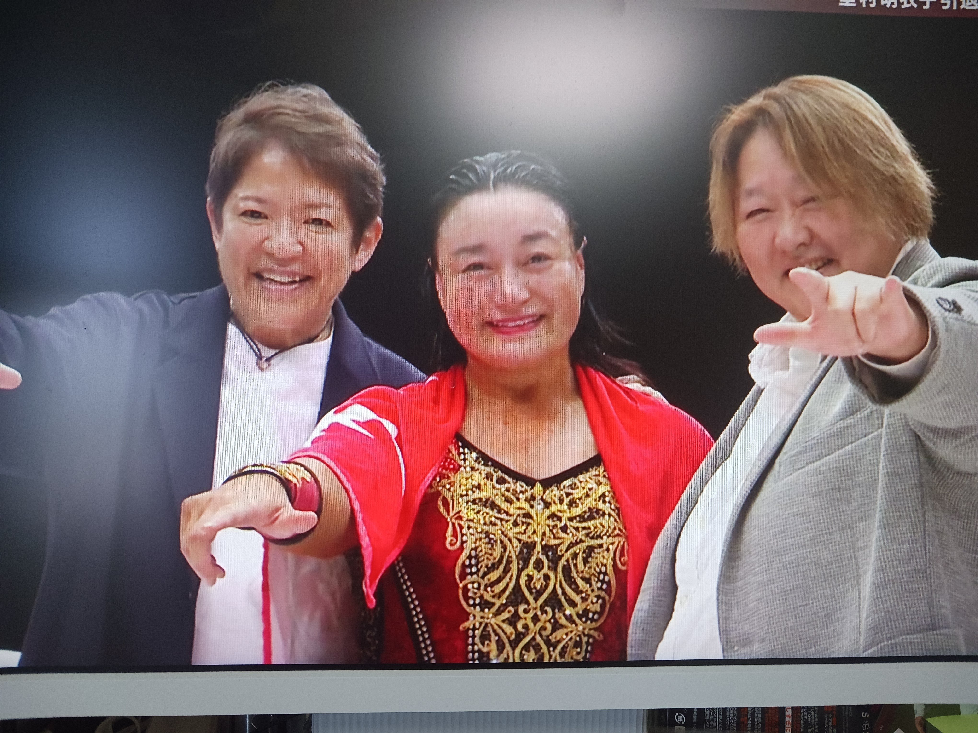 限定品 非売品 女子プロレス 里村明衣子引退試合 ロイヤルシート記念品フィギュア 4/29 非売品 里村明衣子 引退試合 ロイヤルシート限定記念品
