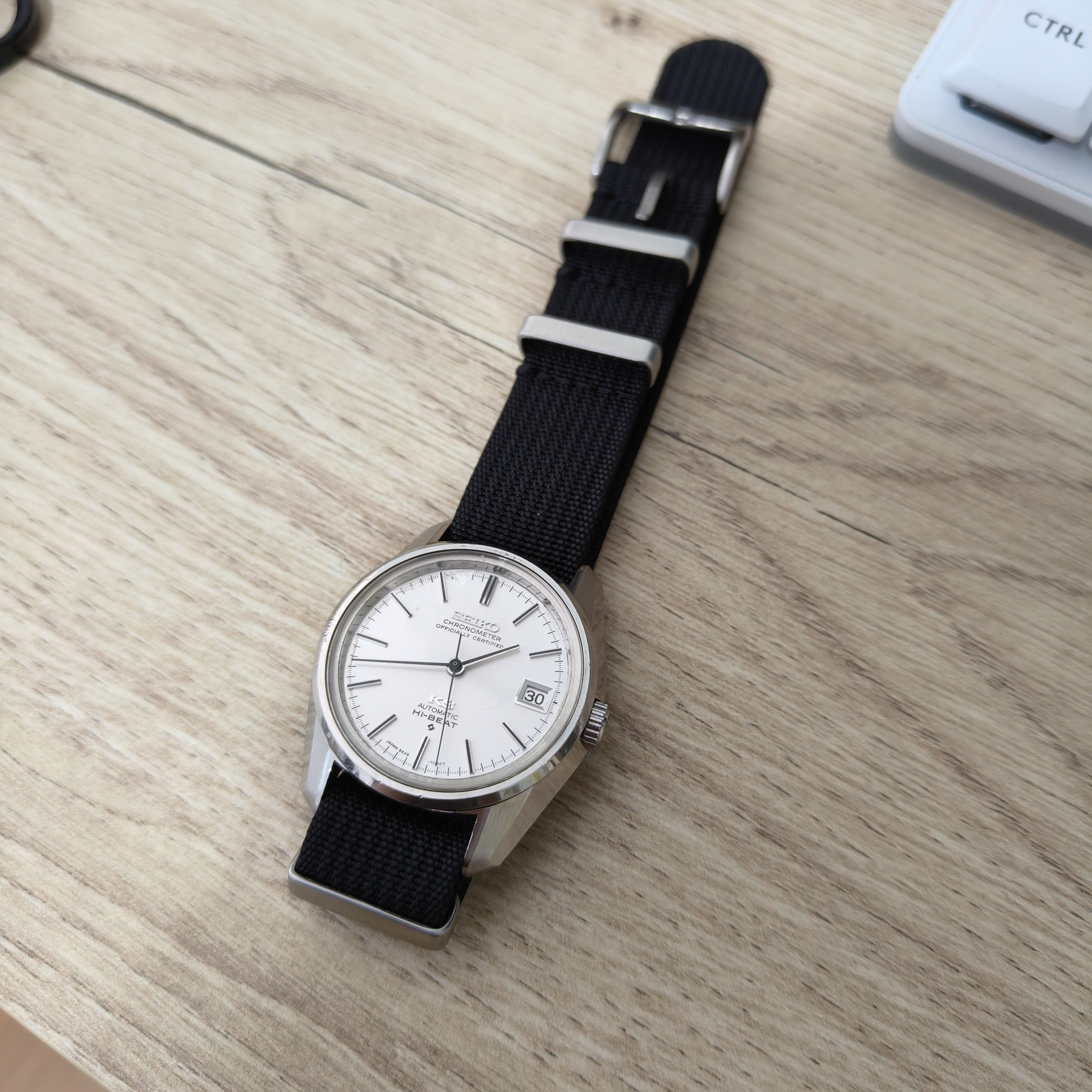 セイコー　初期型フィールドマスター　クォーツ　稼働中　NATOベルト セイコー 初期型フィールドマスター クォーツ 稼働中 NATOベルト 黒