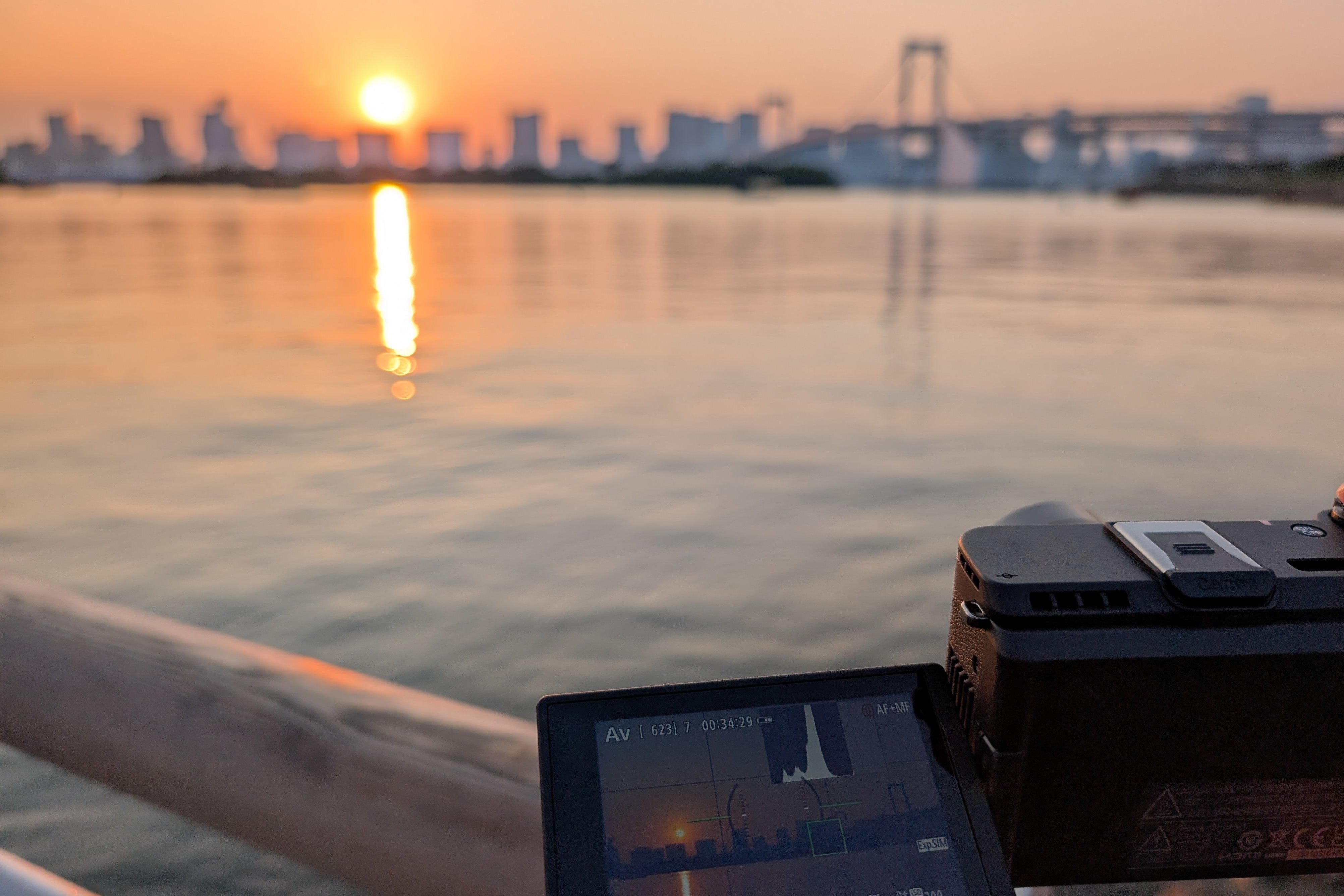 Canon PowerShot V1 スチル撮影レビュー with LUMIX DC-LX100M2