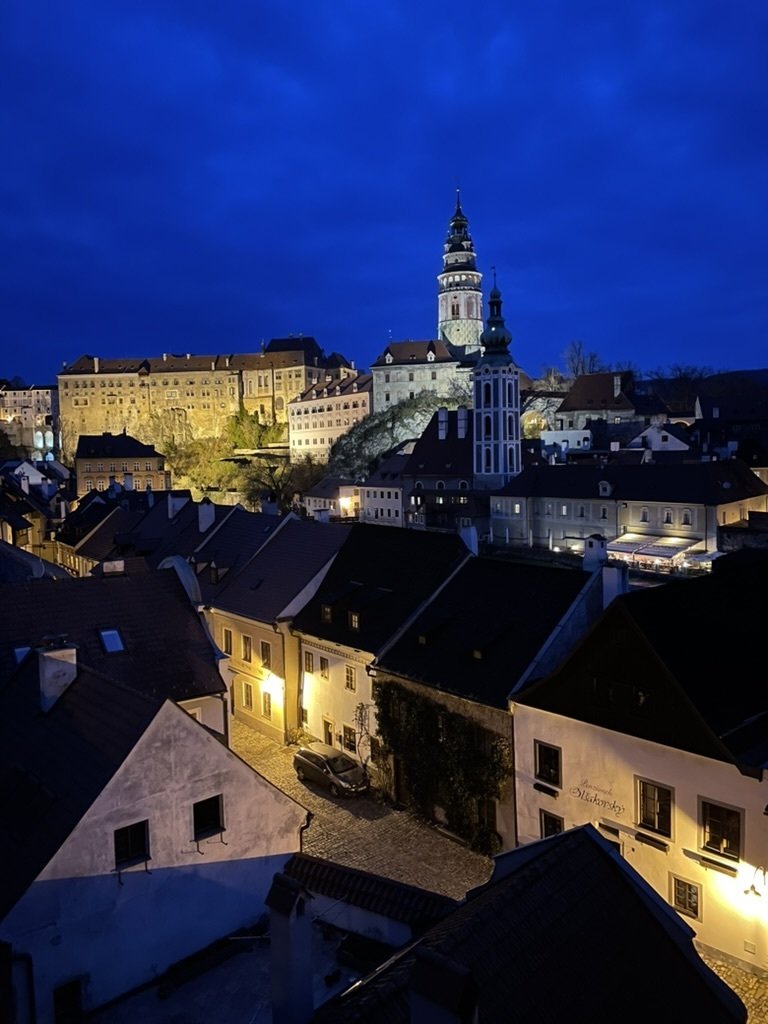 チェコ　スノードーム　チェスキークルムロフ Amazon.co.jp: チェコチェスキークルムロフ スノードーム スノー