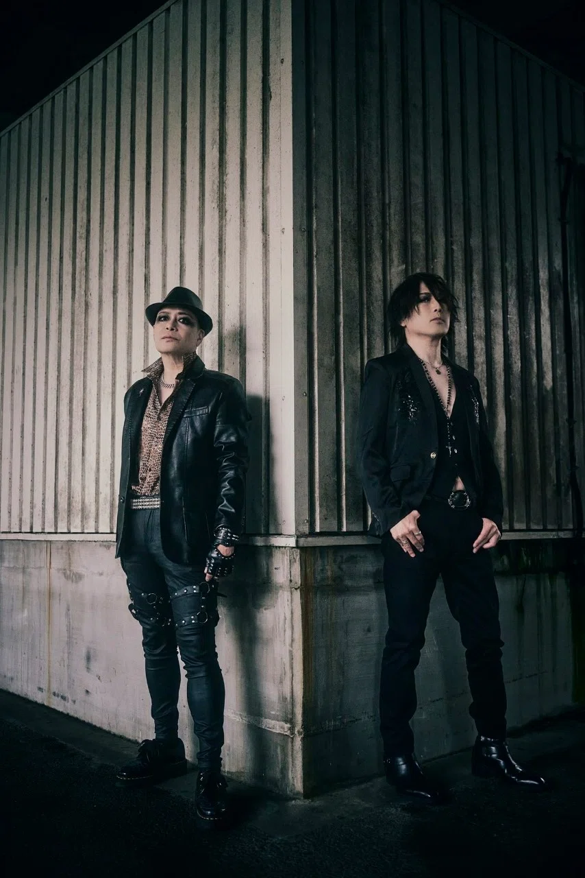 Interview with VINYL｜JROCK'N'ROLL