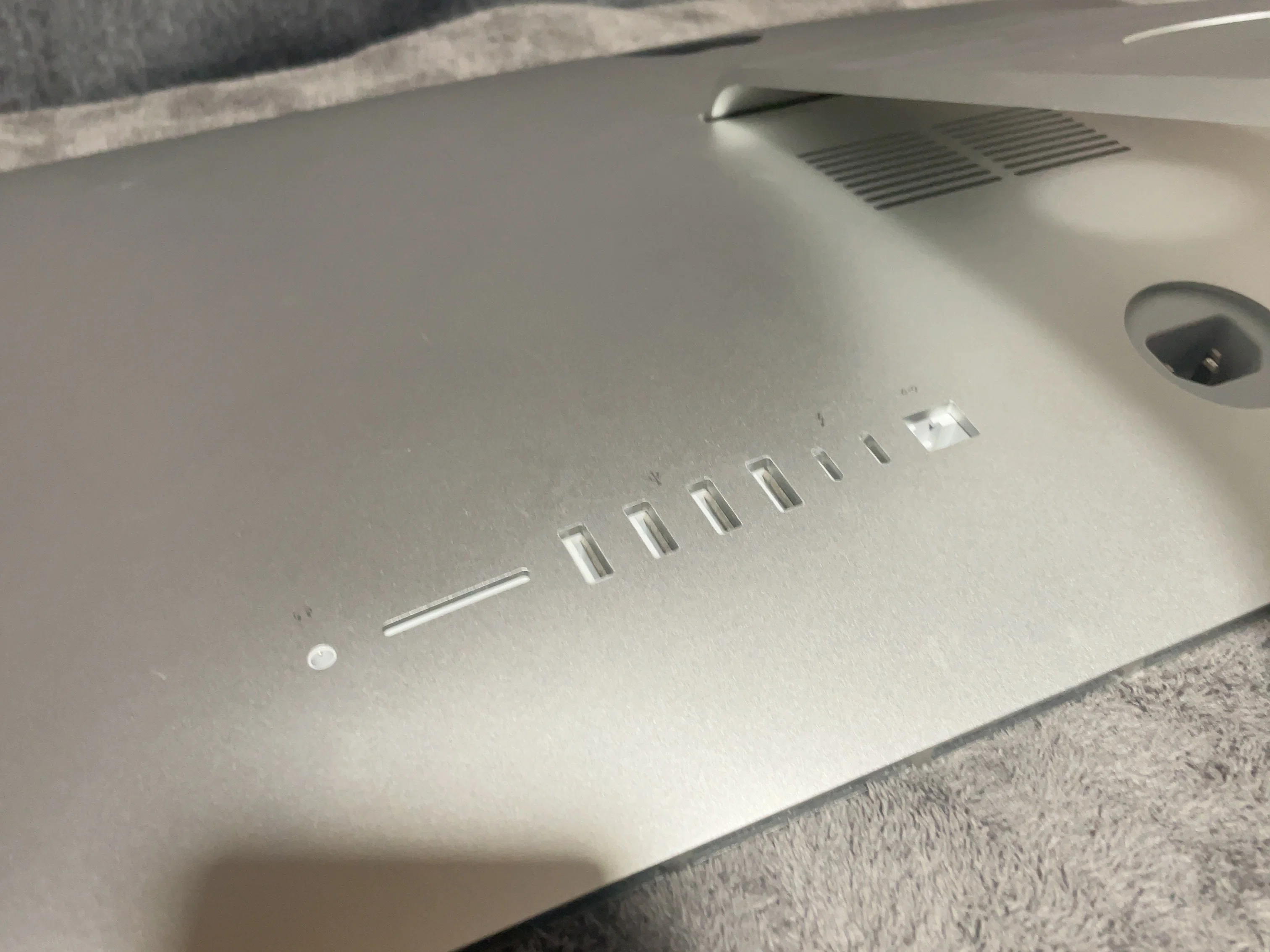 ノスタルジックMac】 iMac 2017 4K Retina を魔改造しちゃうぞ｜ドイのnote