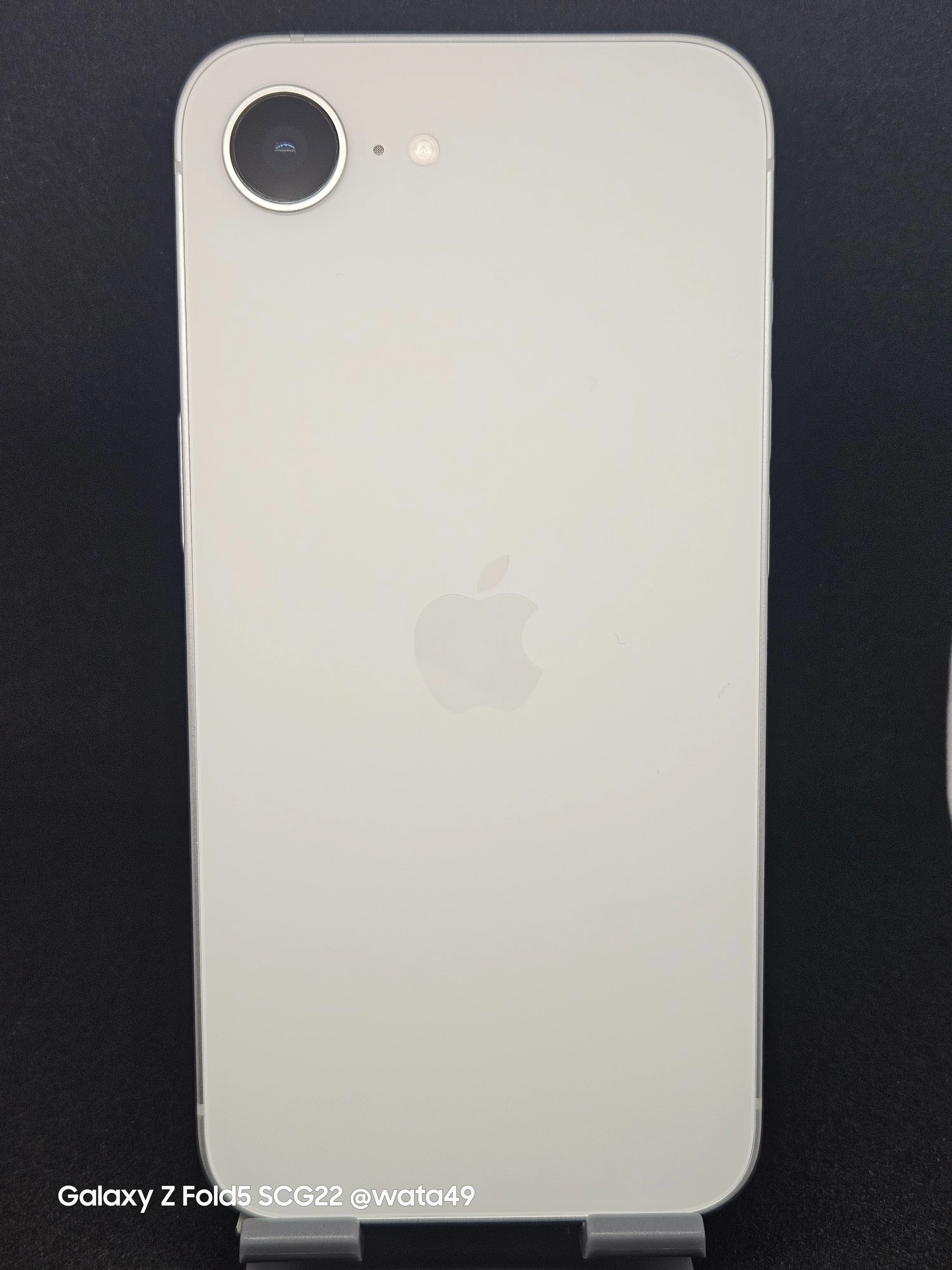 iPhone 16e レビュー |使いやすい最新iPhone｜wata49