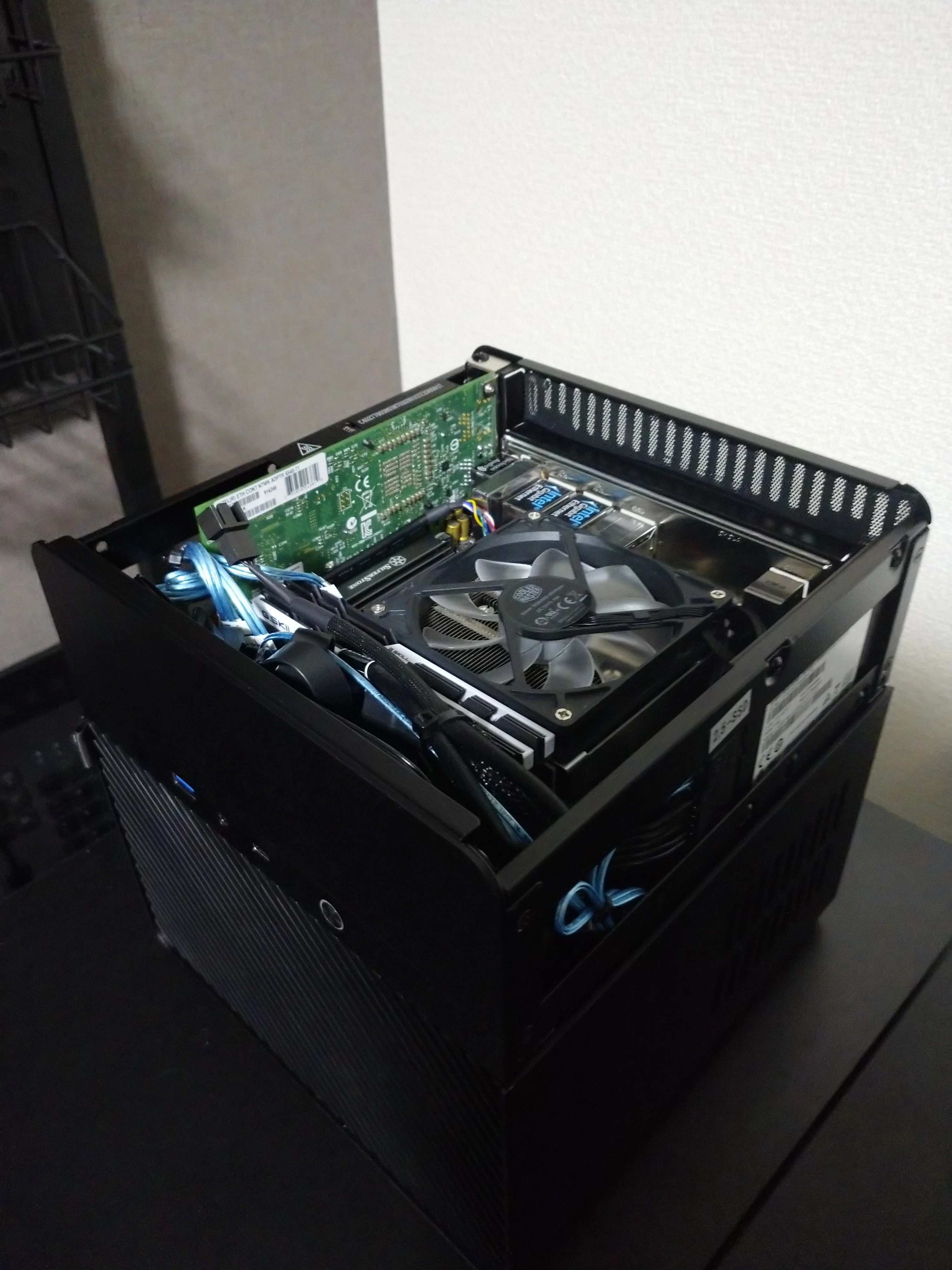 自作NAS/ゲーミングPC WINDOWS10PRO 自作NAS/ゲーミングPC WINDOWS10PRO