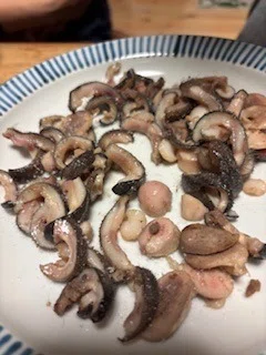 鹿の“袋角”を食べてみた。猟師だけが知る、初夏の珍味。｜大林 将隆