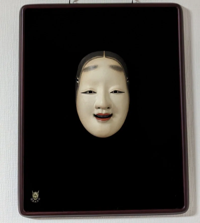 自宅用能面展示ボード｜Kiyoshi Kimura