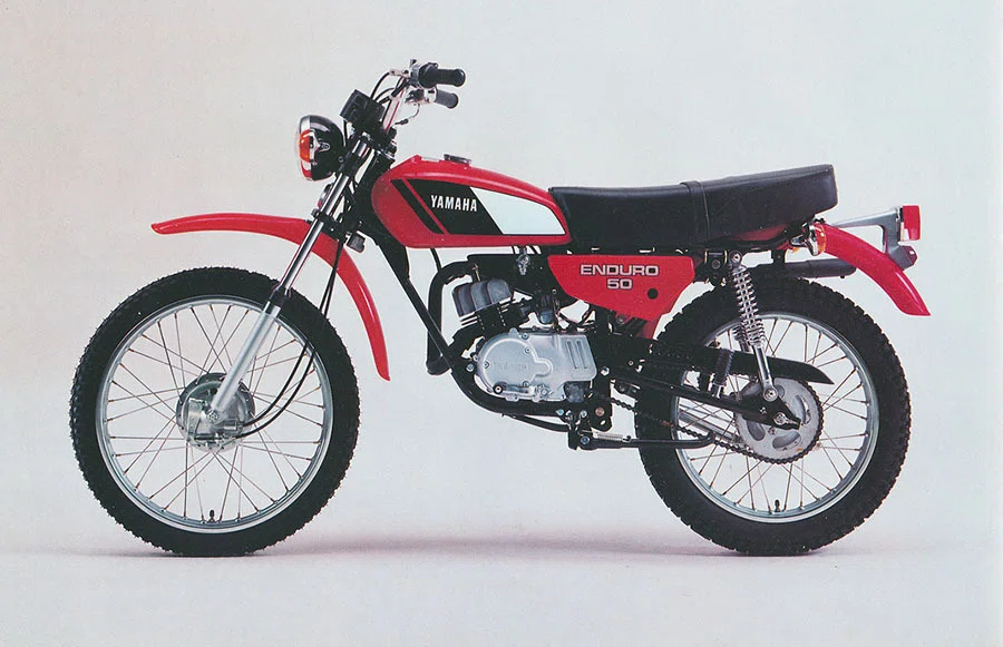 小さなエンジンにやさしい心、ヤマハDT50の話。｜HoOcH（フーチ 