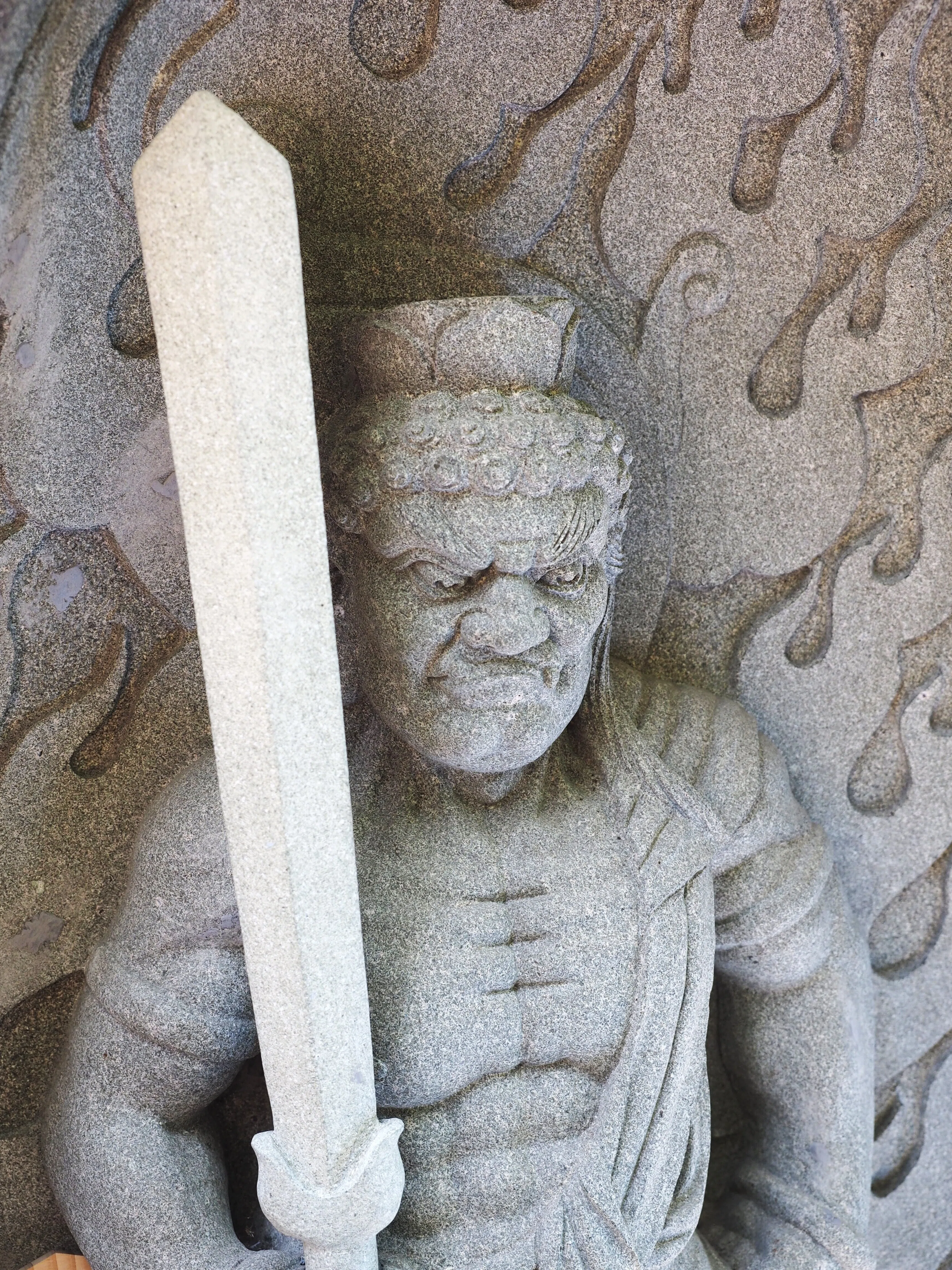 高知県佐川町の「乗台寺」に奉納された不動明王像 不思議な縁が人を