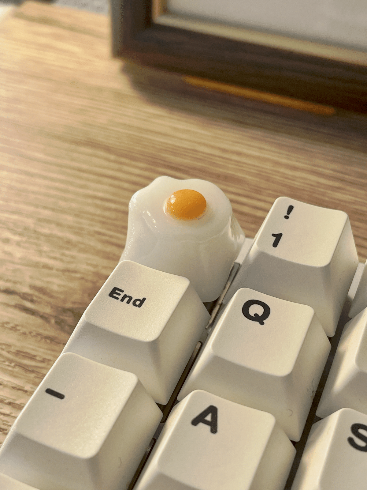 omuken poched egg キーボード poached-eggs | かわいさと実用性を兼ね備えた無線分割キーボード