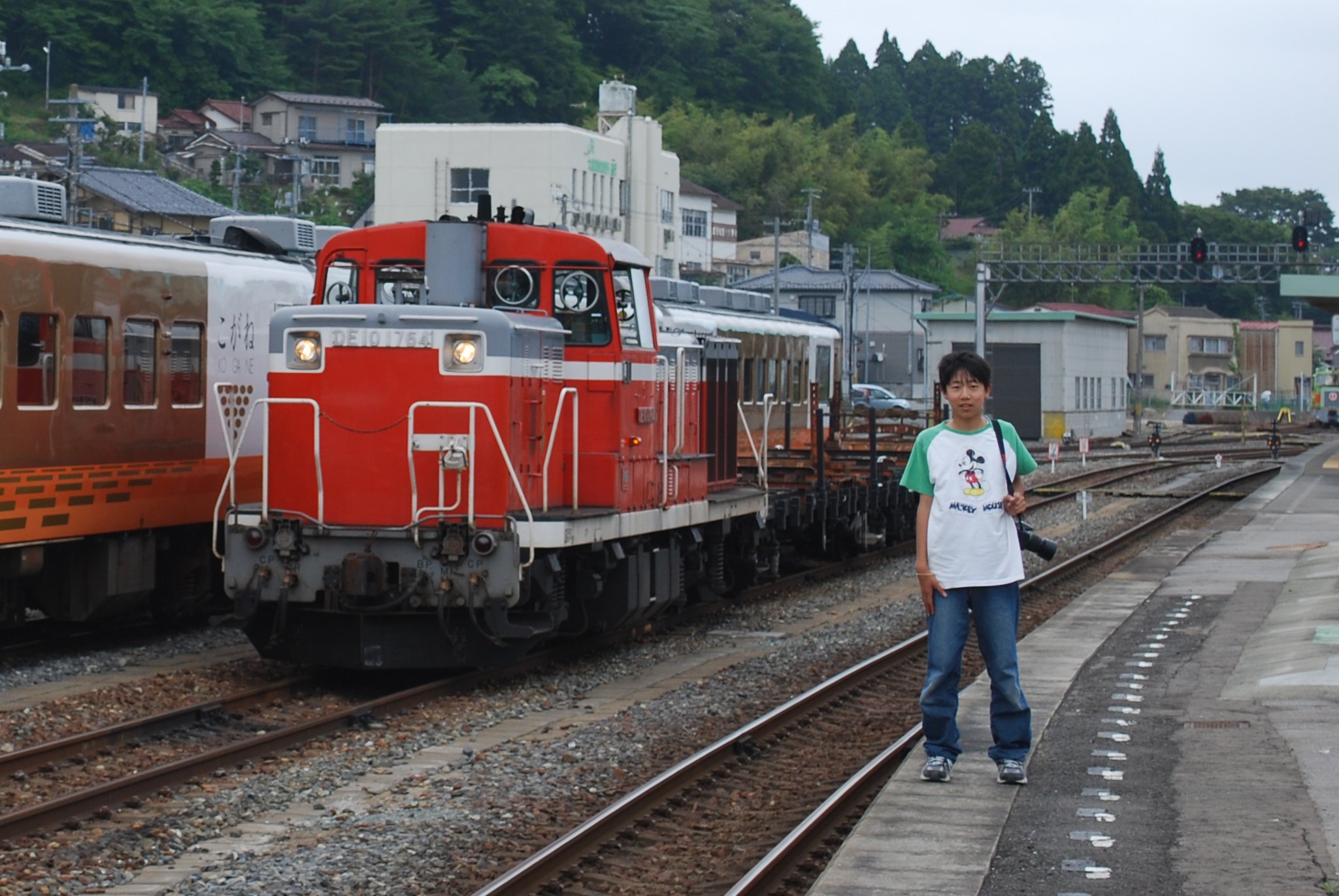 ファースト写真集「花鳥鉄道風月線」とは？｜武川健太