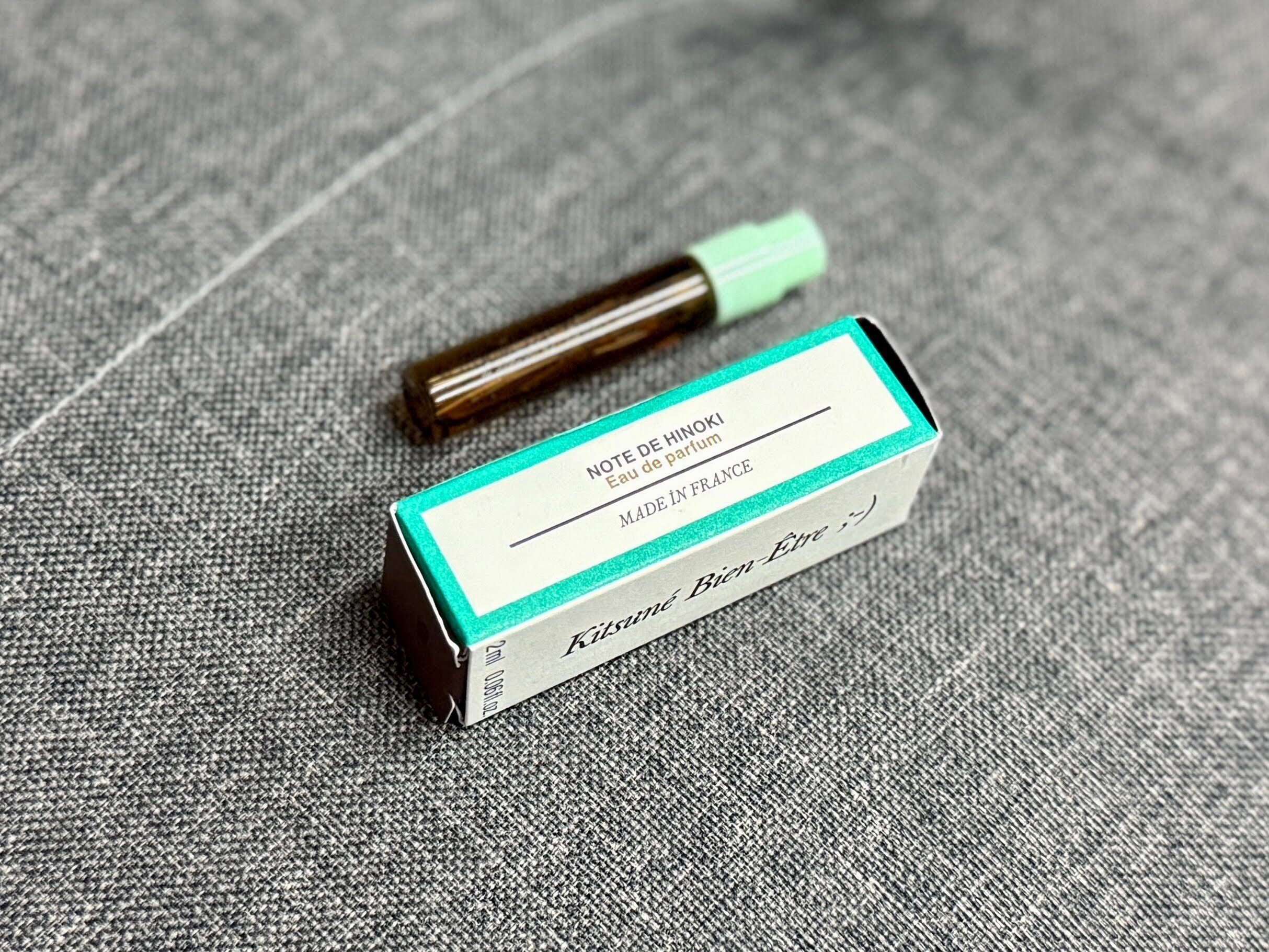 Maison Kitsune | Note de Hinoki。フィリオン調香、パリと東京