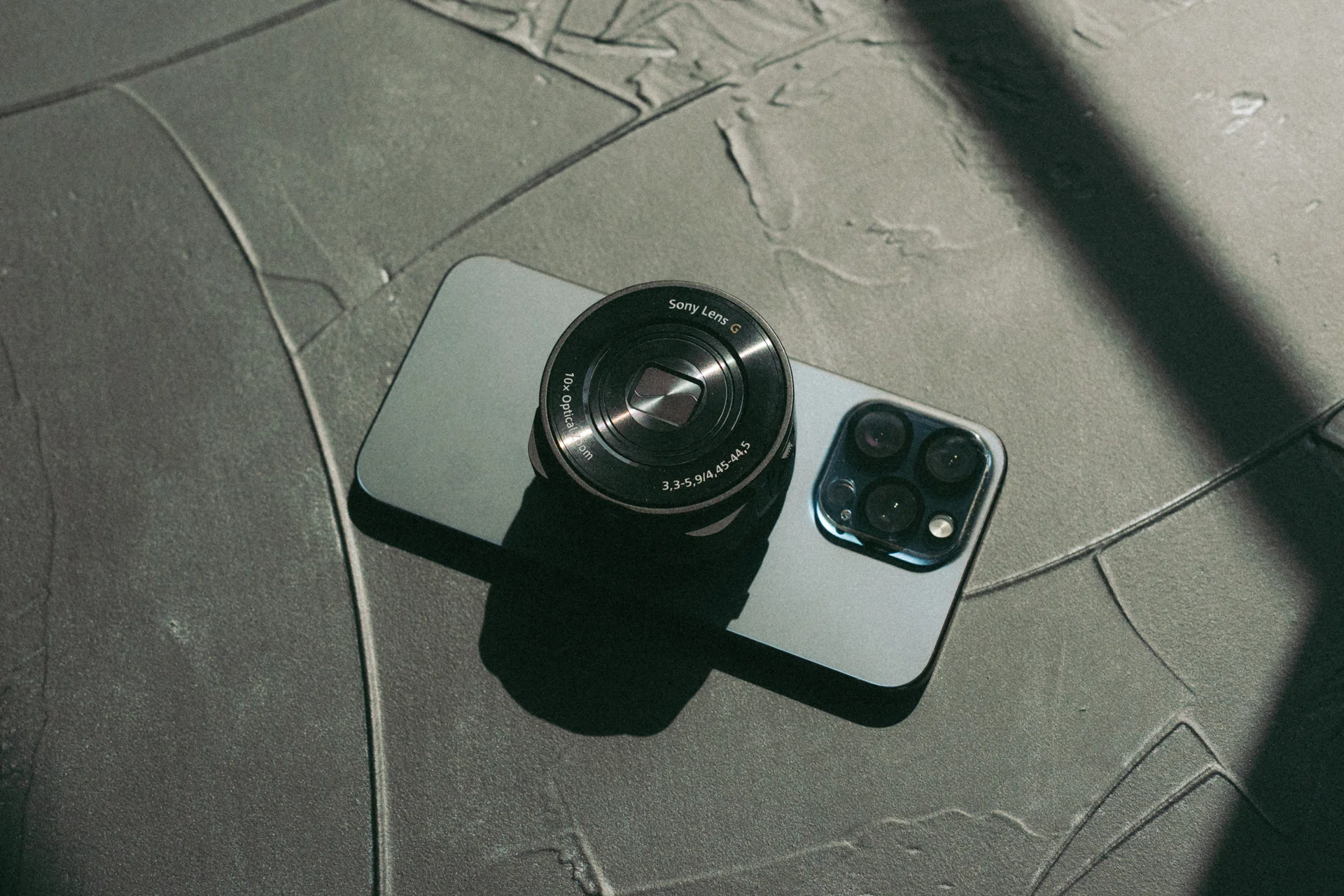 3Dモデル配布】SONY：レンズスタイルカメラをMagSafe方式でiPhoneに
