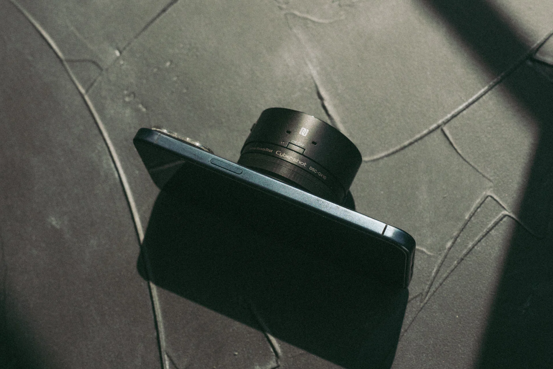 3Dモデル配布】SONY：レンズスタイルカメラをMagSafe方式でiPhoneに