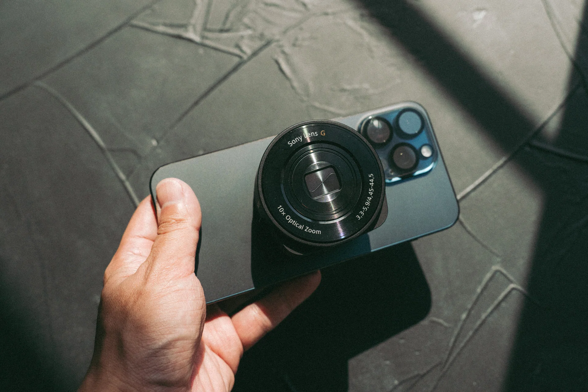 3Dモデル配布】SONY：レンズスタイルカメラをMagSafe方式でiPhoneに
