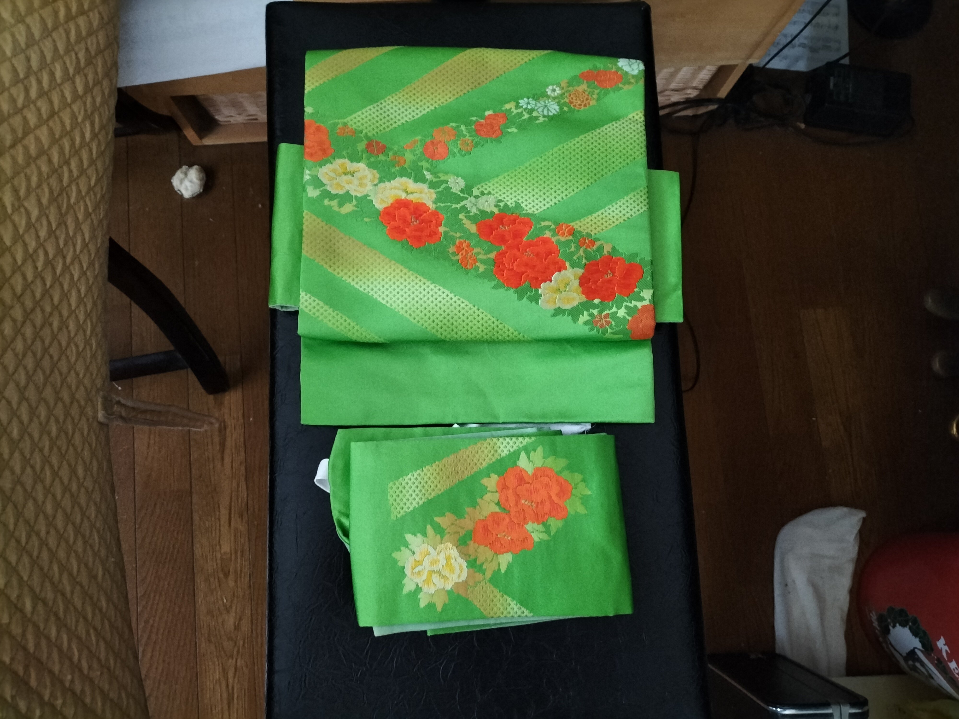 作り帯 刺繍 椿 キラキラ 作り帯代表的3種類｜増田朋美