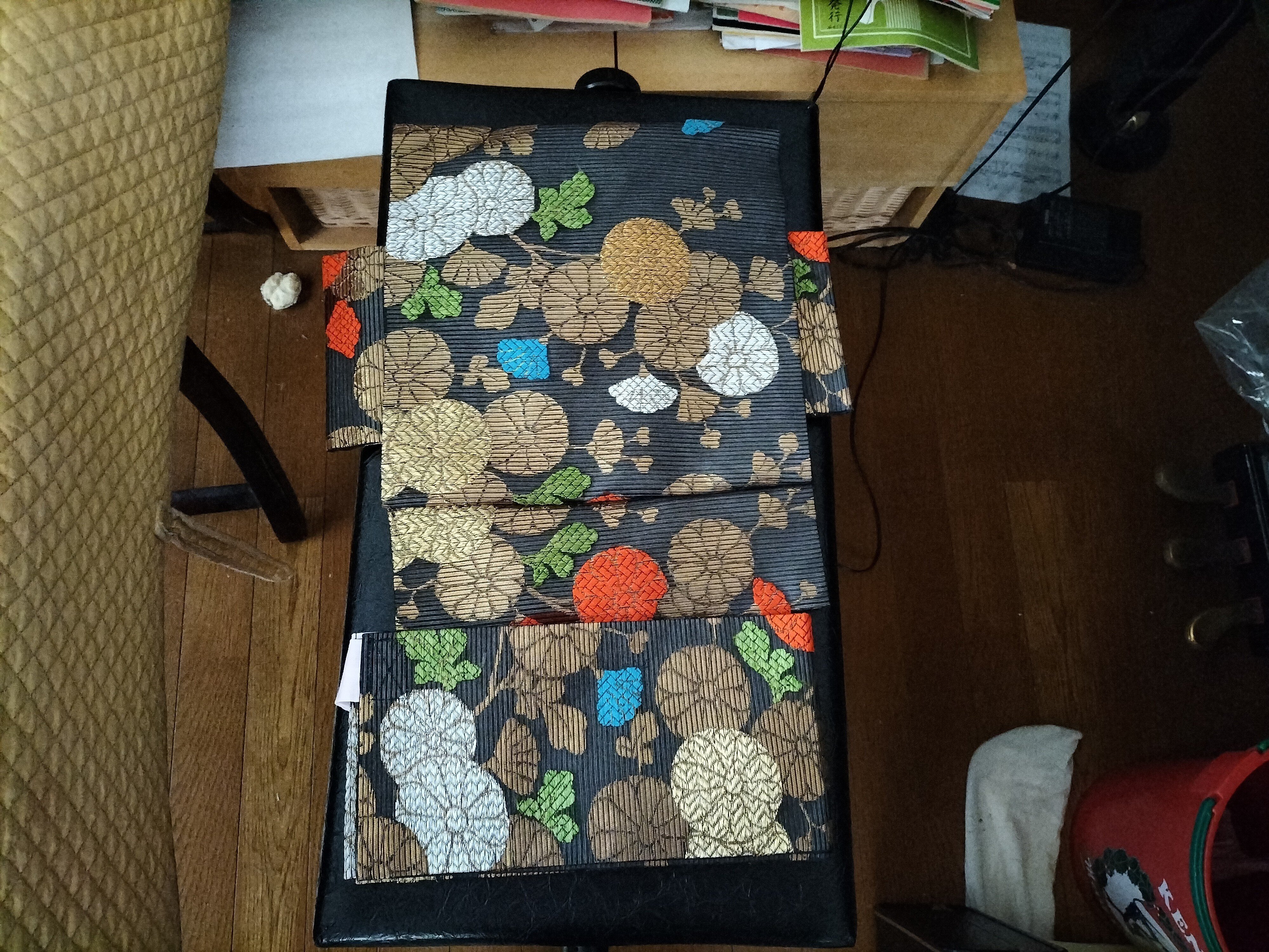 柳と蝙蝠￼＊紗の作り帯 柳にコウモリ文様刺繍紗の名古屋帯