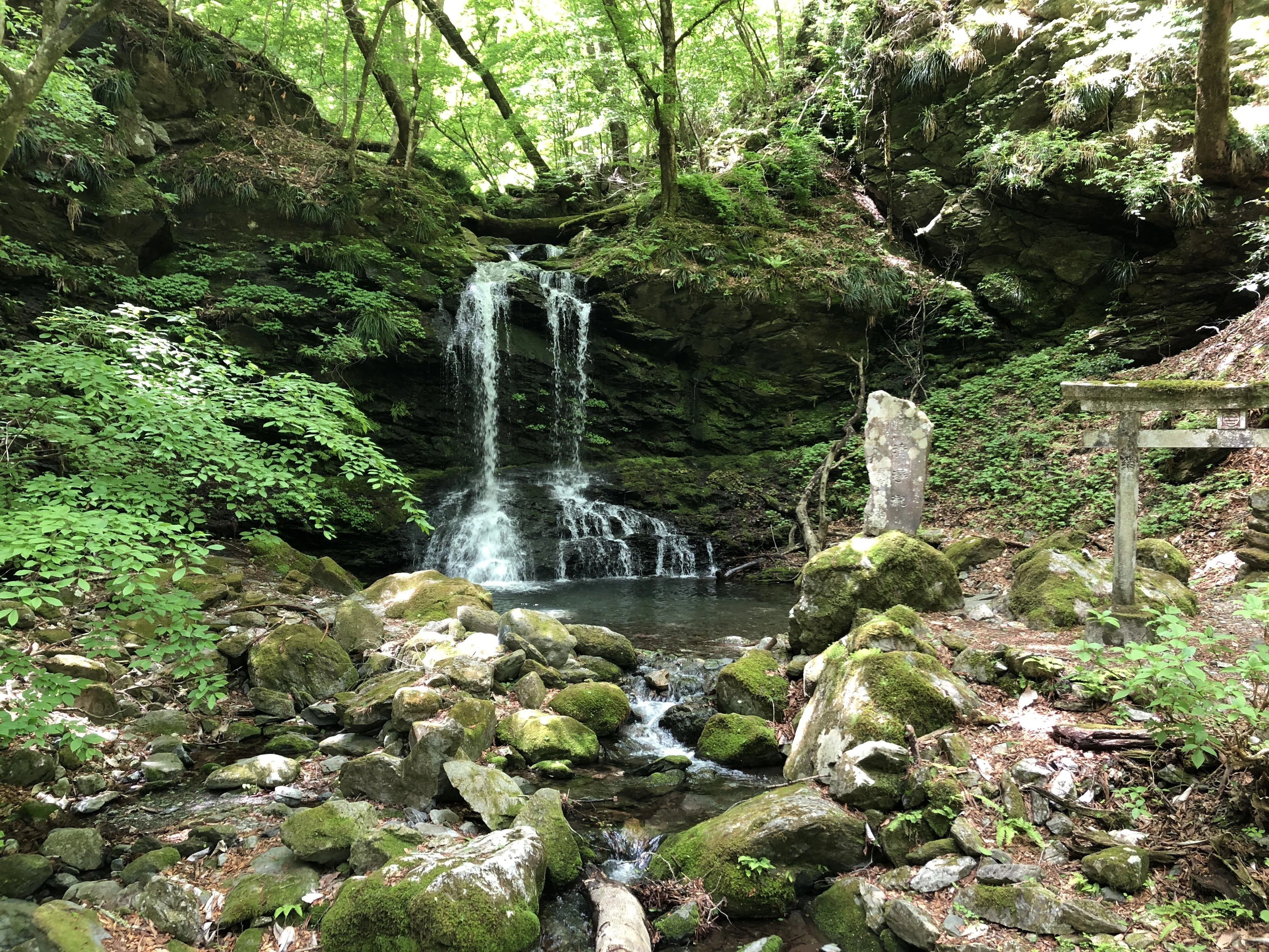 三峯神社から妙法ヶ岳へ｜表参道ルートで歩くソロ登山記｜ラスク