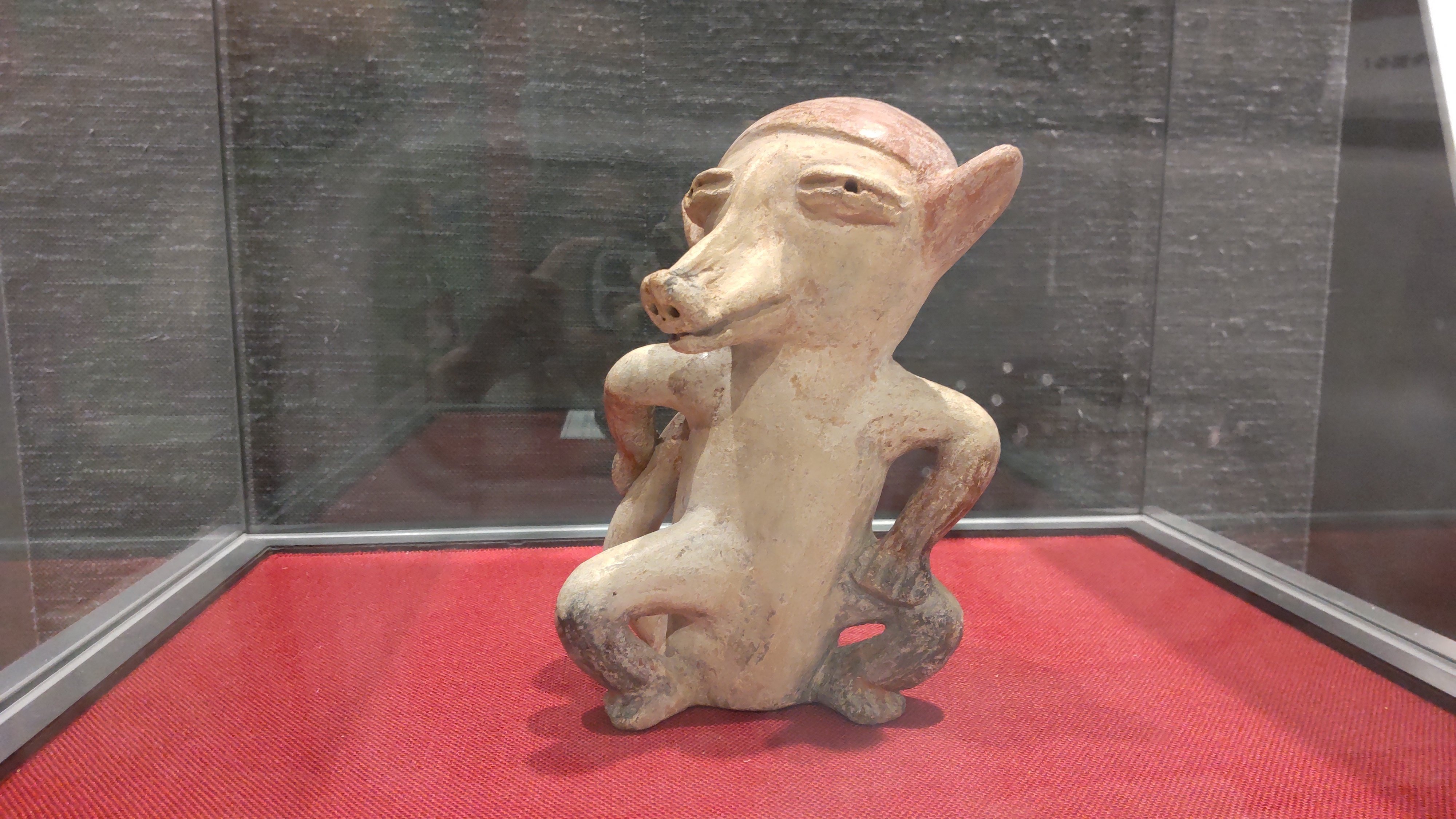 古代中南米　中南米古美術　土偶 qqFOlj9Uj70AbpIPVujiWQ.jpg