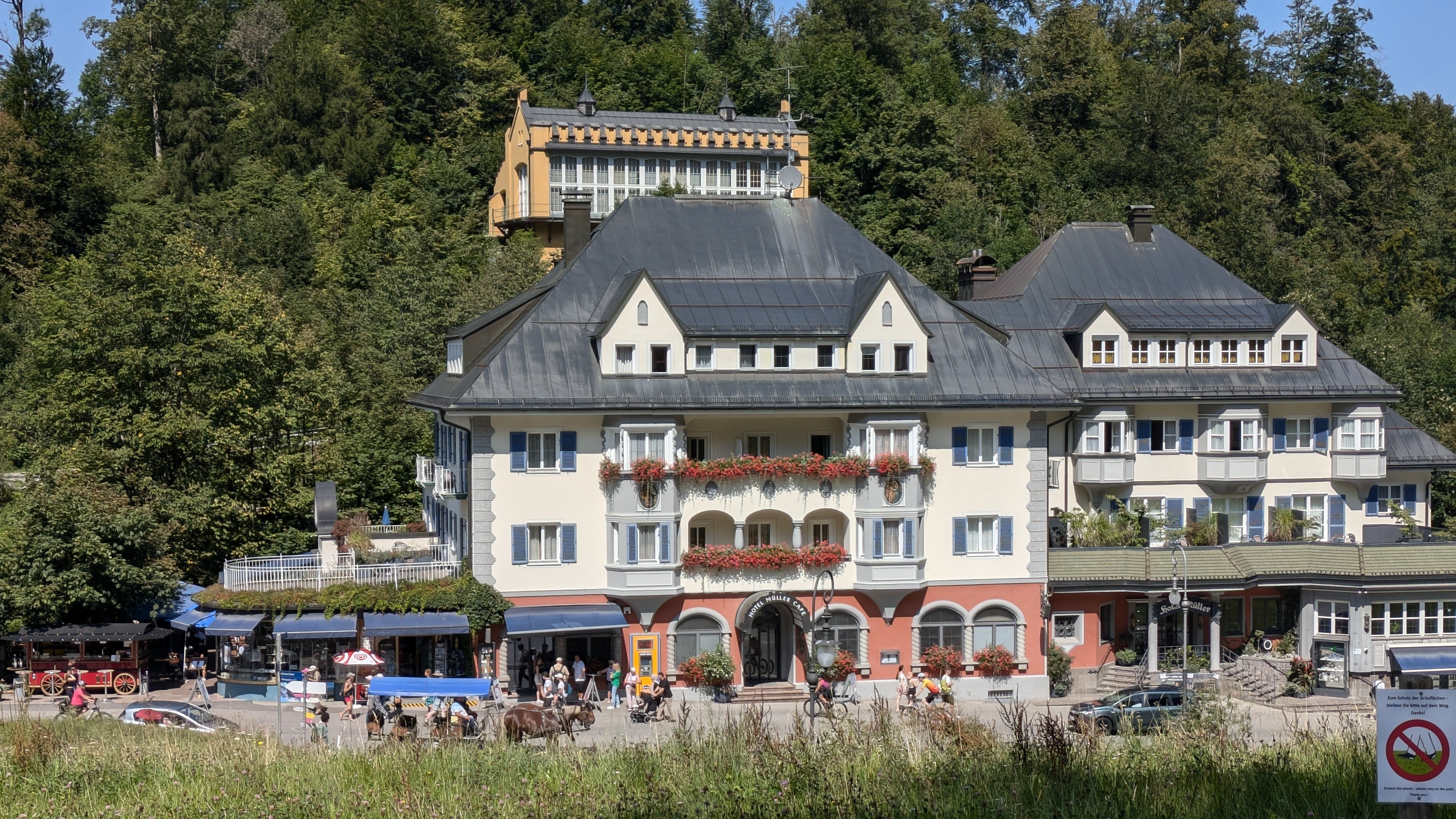 ドイツ】ノイシュヴァンシュタイン城｜足を震わせながら絶景を見た