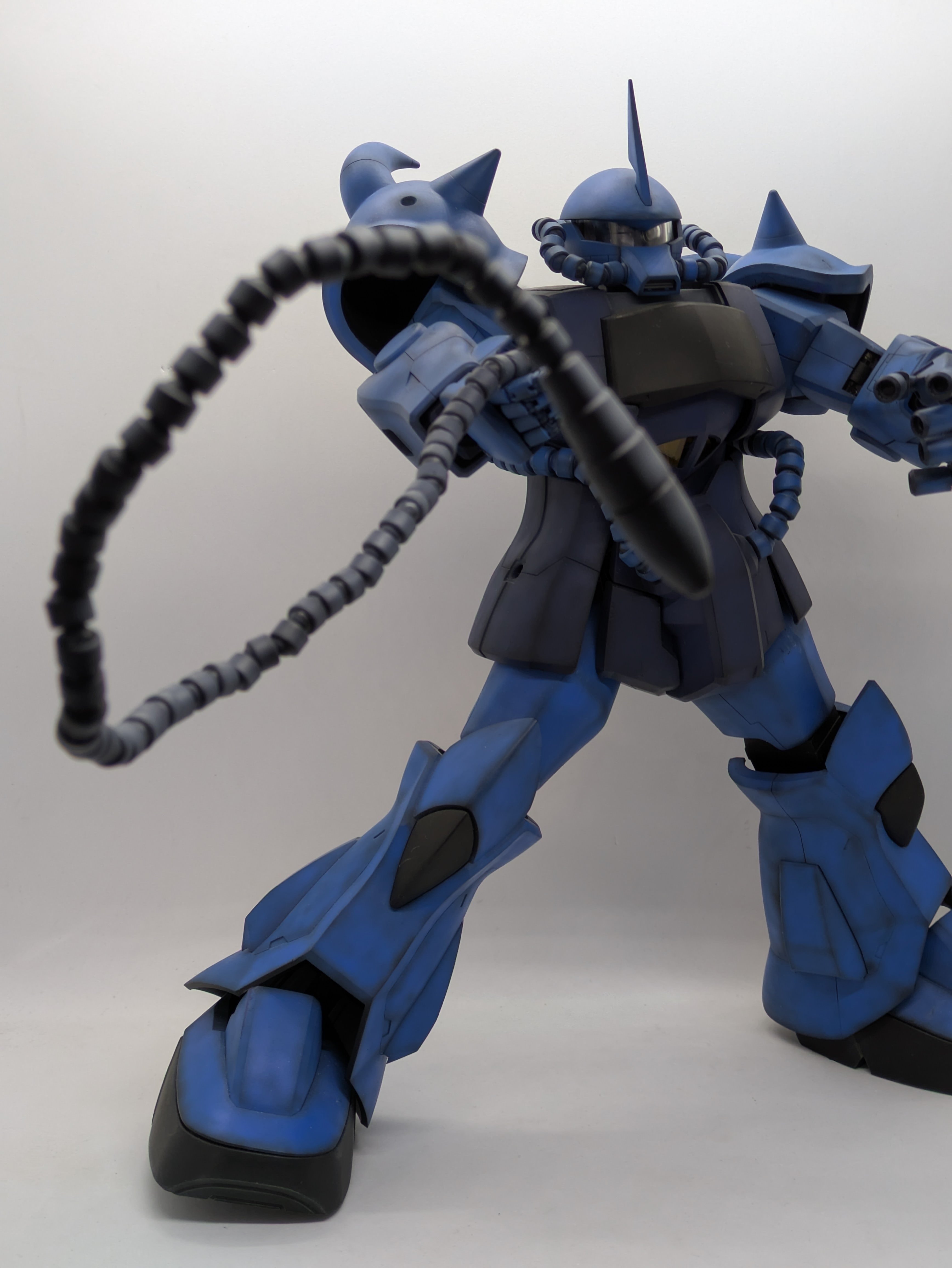 HY2M グフ 1/60 哀戦士 ランバラル グフ カラー塗装 サーベルLED化 過去作例】【ガンプラ】1/60 HY2M グフ｜うえだ ヒロ
