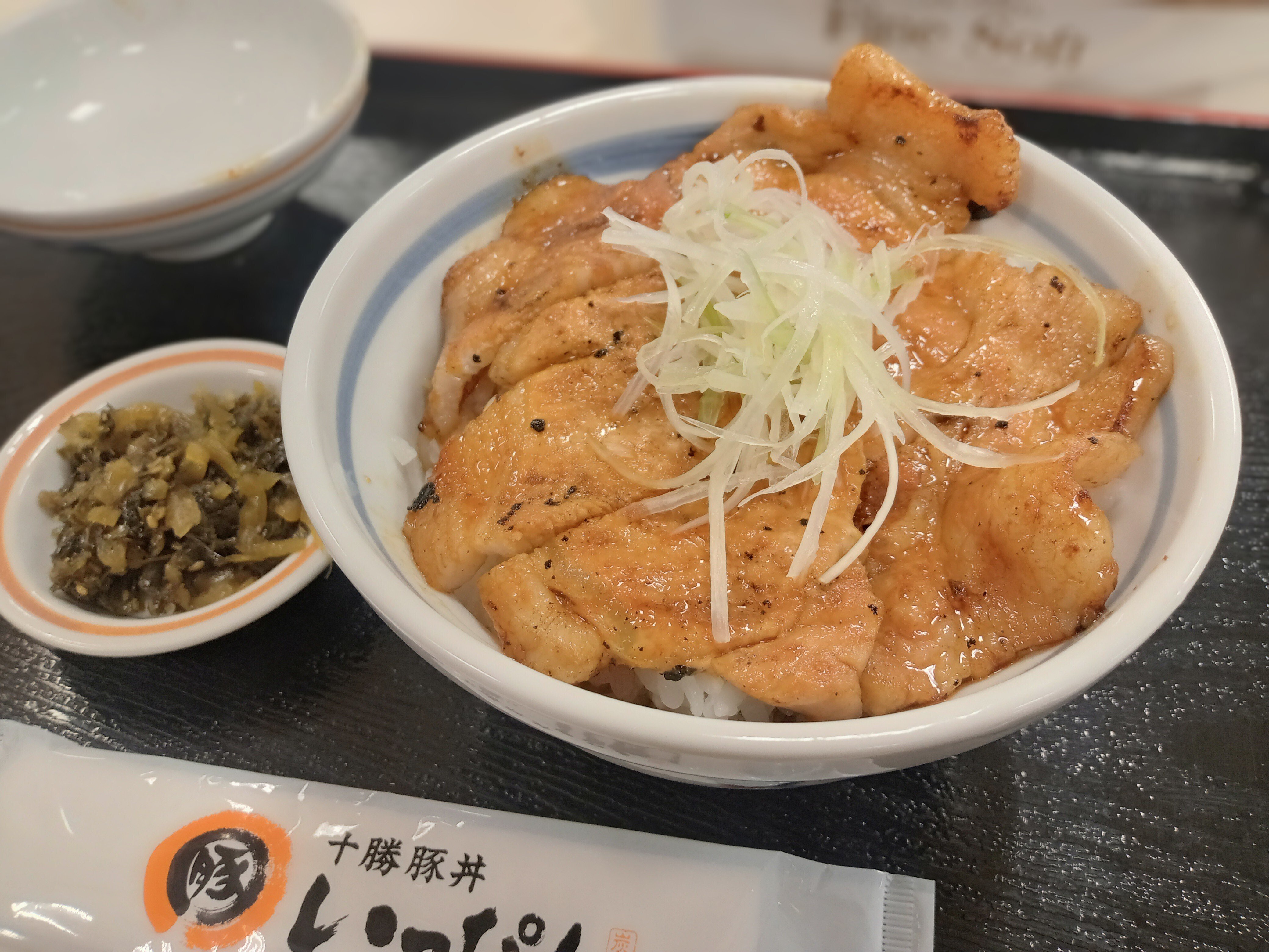丼！ 豚丼コレクション2025春｜たまき あまね（たまちゃん）｜ライター