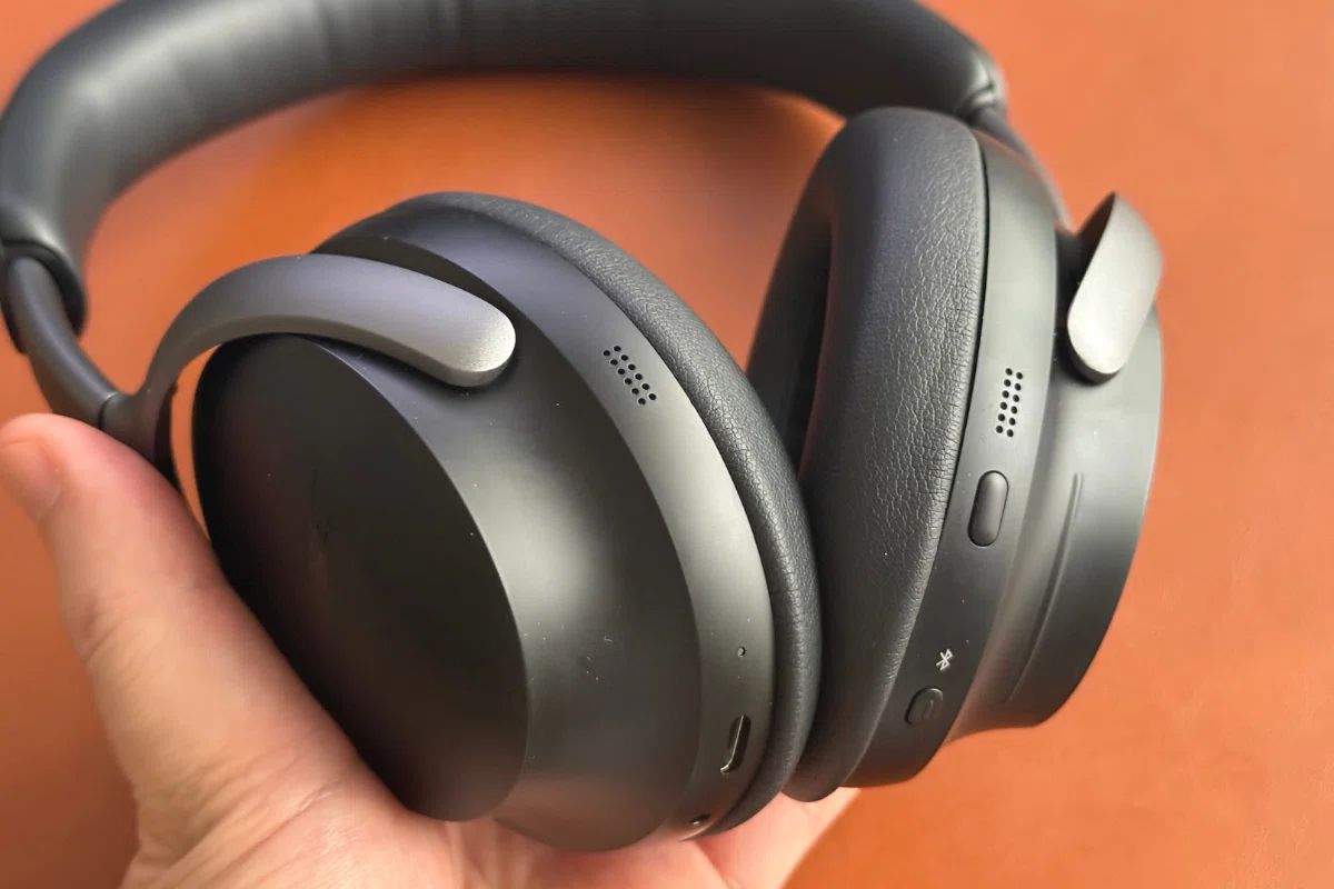 Bose QuietComfort Ultra Headphonesレビュー！圧倒的ノイズキャンセリングと臨場感で動画視聴・通勤が変わる最強ヘッドホン