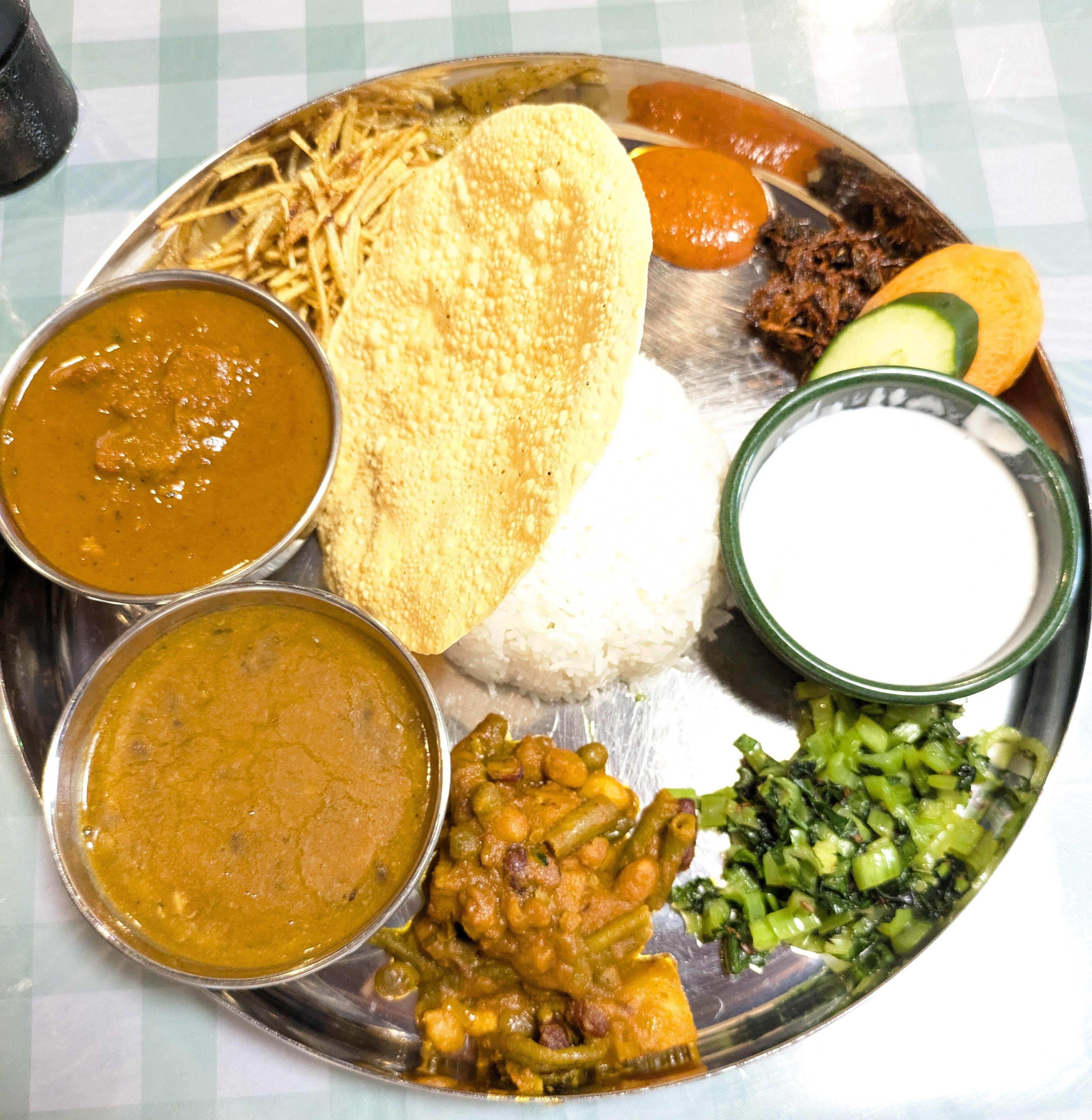 日本語が苦手な店主の美味しいインドカレー｜青鬼の台所