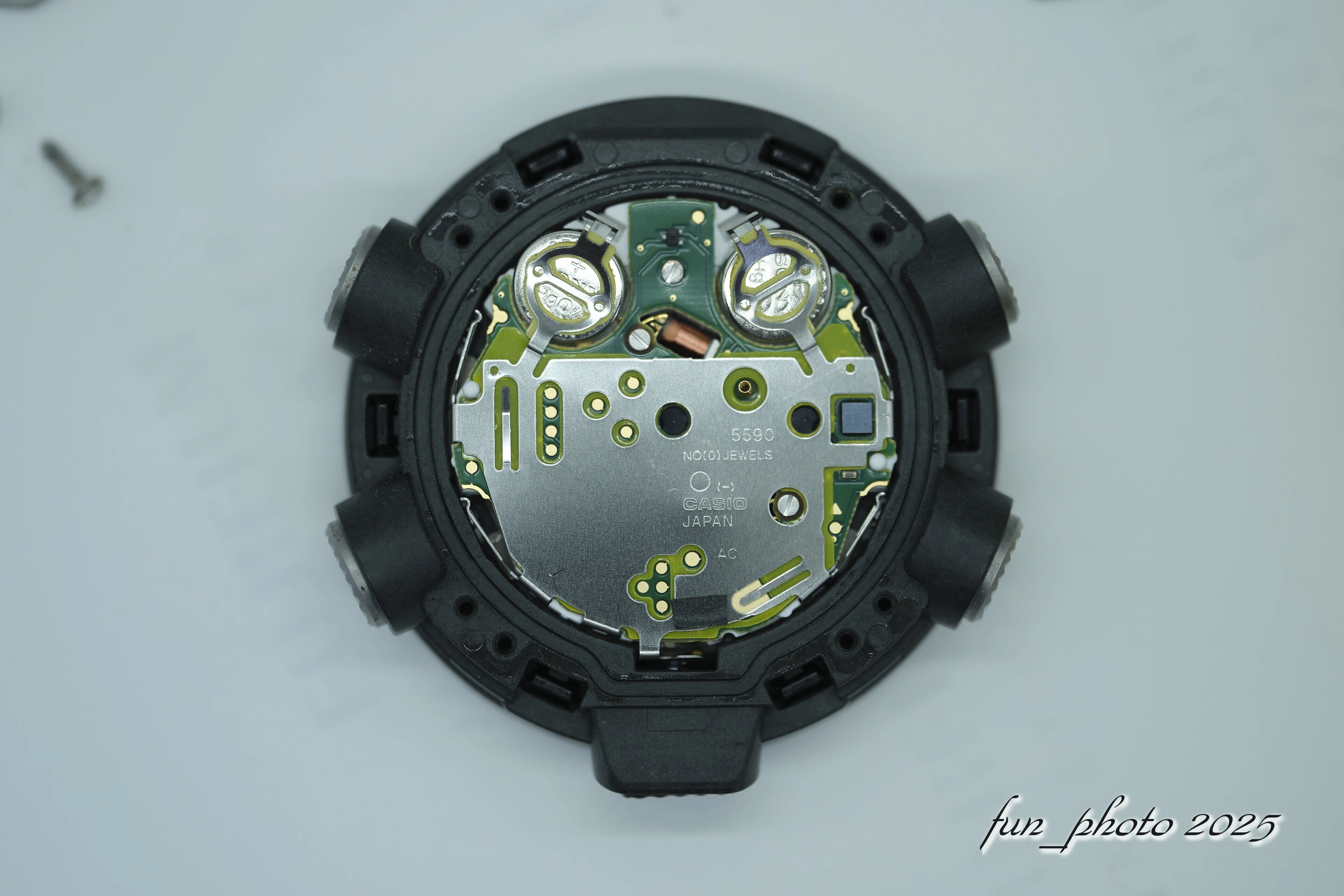 G-SHOCK GA-2000 電池交換 と SIGMA 70mm F2.8 DG MACRO ➁｜fun_photo