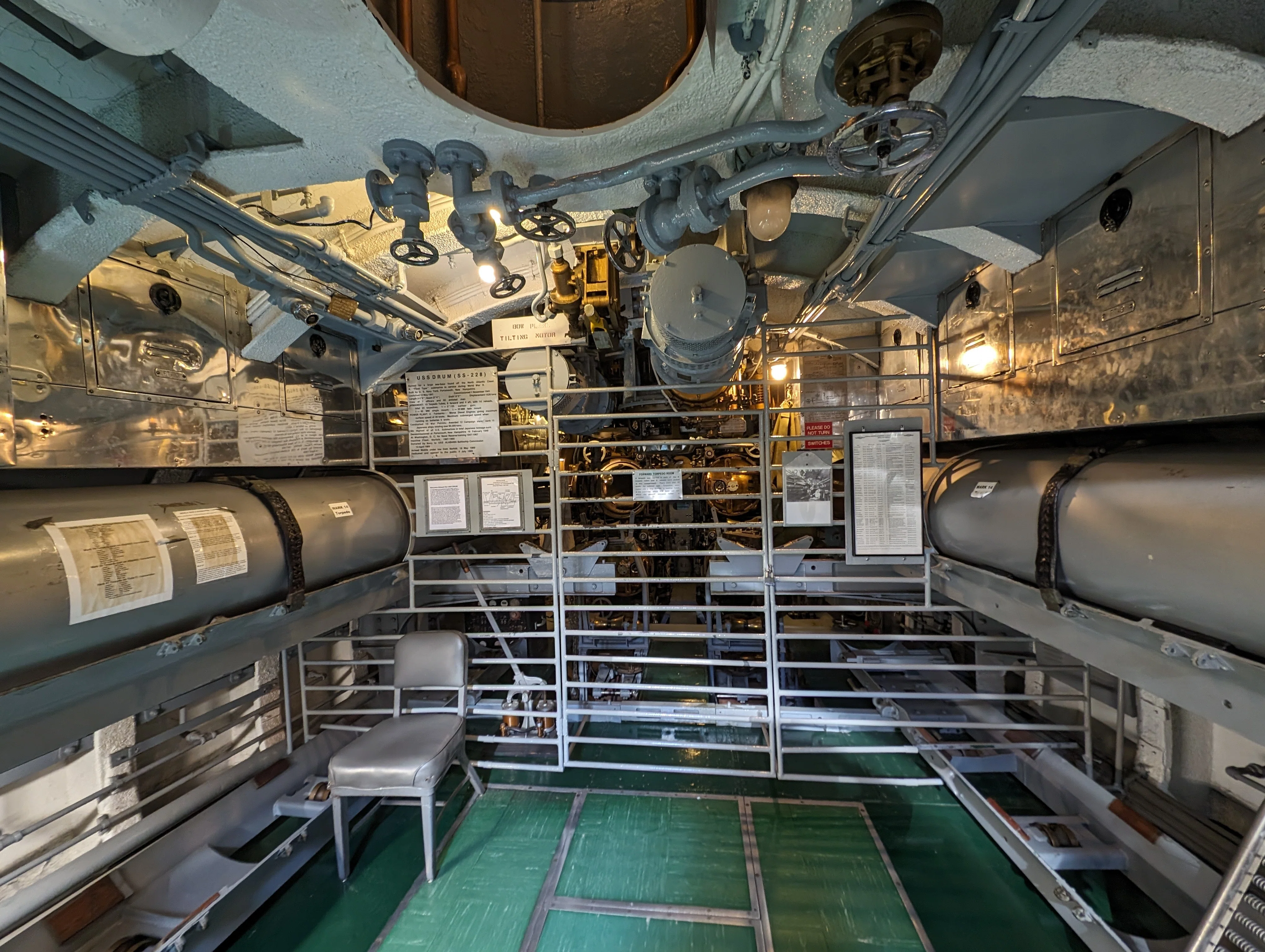 US.NAVY 潜水艦・スツール・アルミ製・米軍払下げ 1746970941-