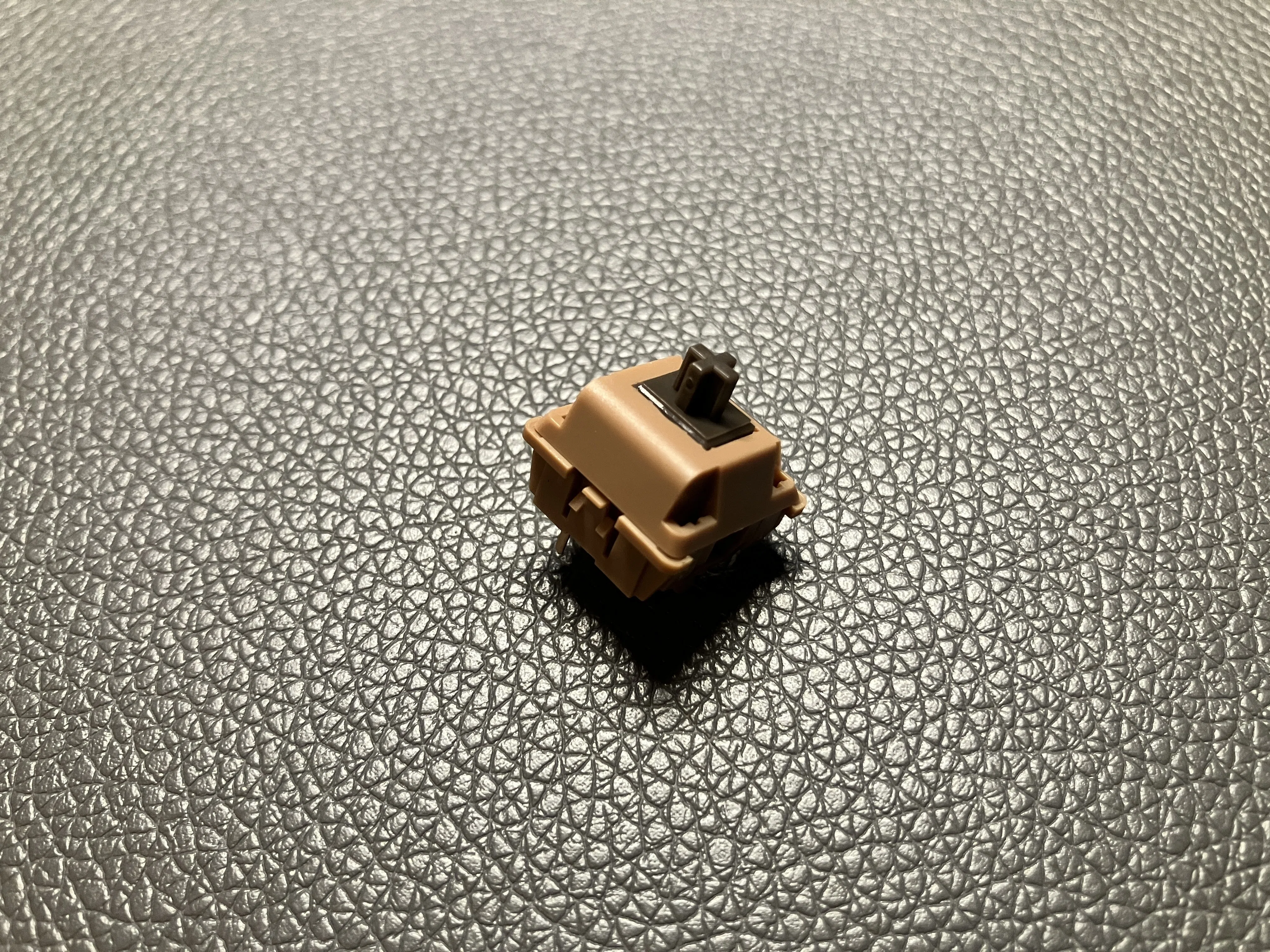 キースイッチレビュー】Durock Full POK Mocha Tactileを使ってみまし