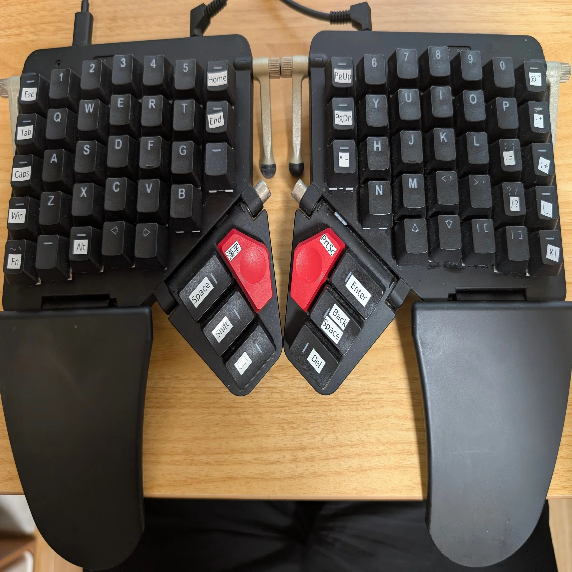 Moonlanderキーボード(≠分割キーボード)は良いぞ、という主張｜hama090