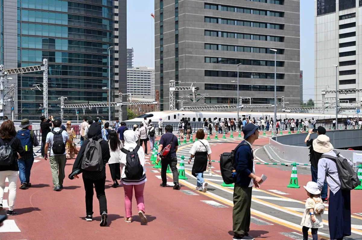 KK線は「車が走る」から「人が歩く」へ、緑と潤いを感じる都心の未来 