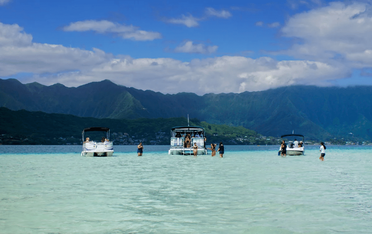 ハワイ観光といえば天国の海！サンドバーの行き方＆おすすめツアー【夏休み海外旅行】楽天トラベル観光体験｜楽天トラベル観光体験｜Rakuten  Travel Experiences