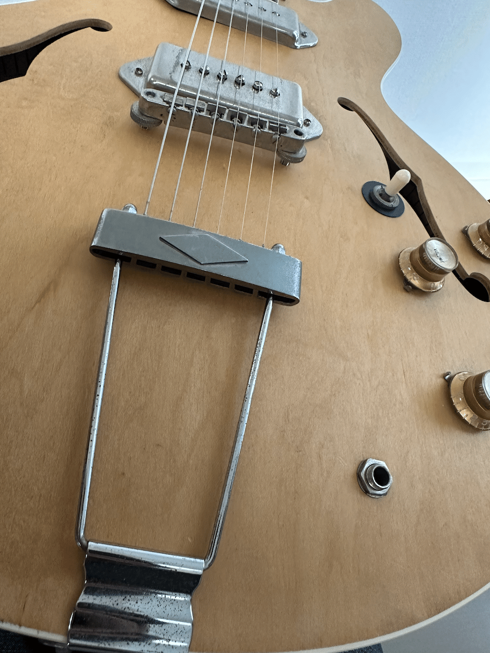 EPIPHONE CASINO 寺田製 純正テールピース EPIPHONE CASINO 寺田製 純正テールピース