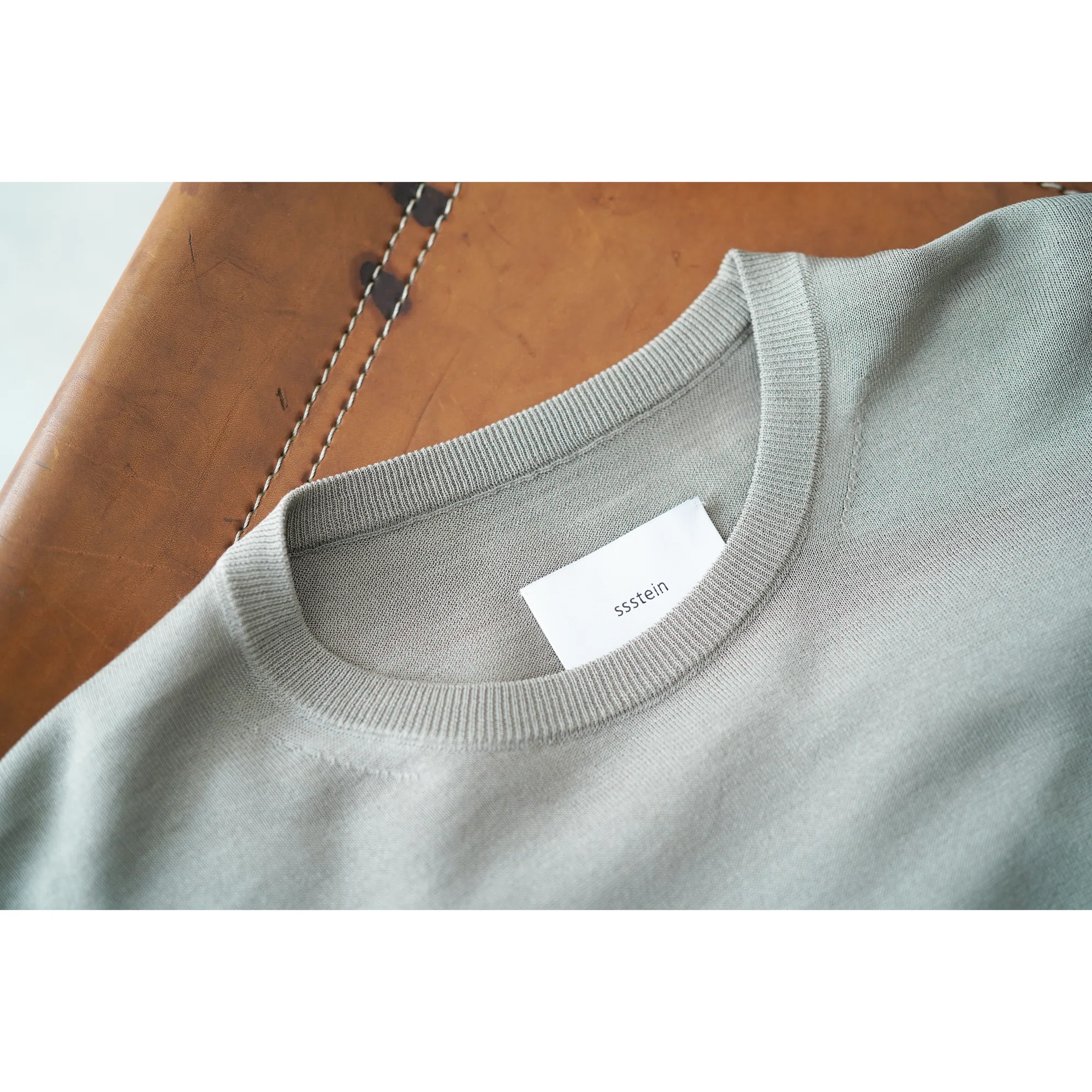夏こそニットを。ssstein(シュタイン) Wool Silk Knit Tucked Cardigan 