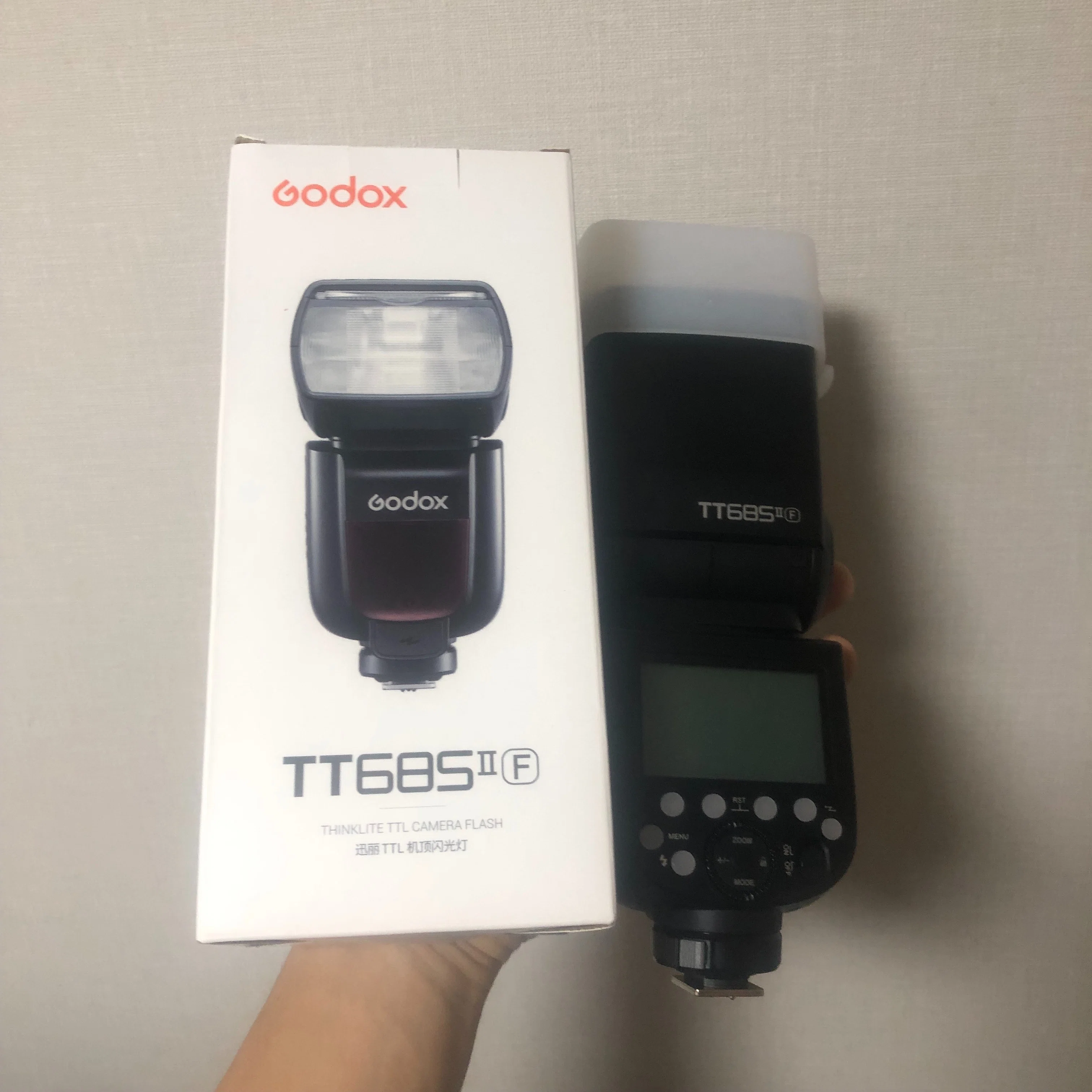 新しいストロボ買った Godox V1｜高夏 カズヤ（高夏写真店）