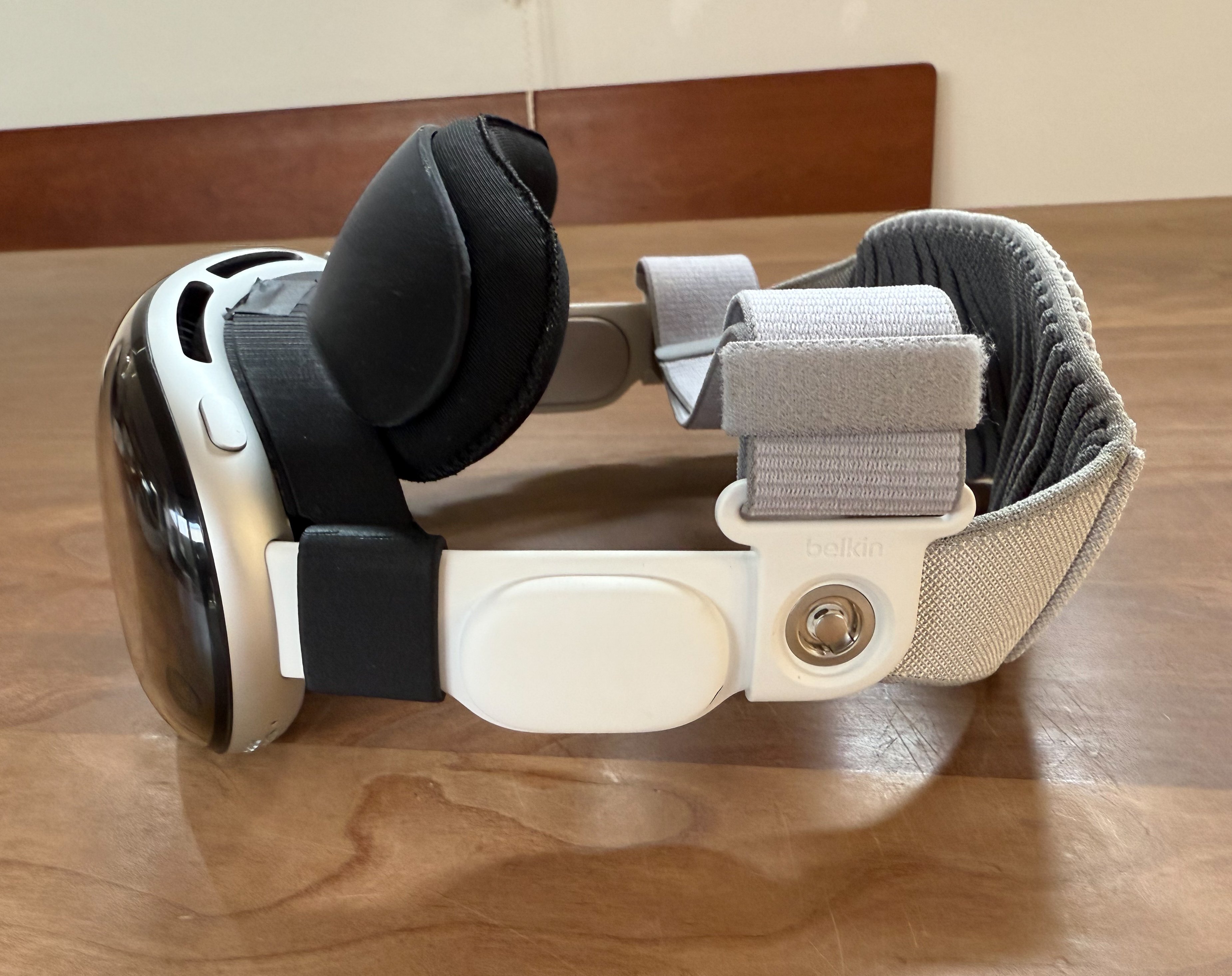 Apple Vision Proを長時間装着するための装備｜tochi