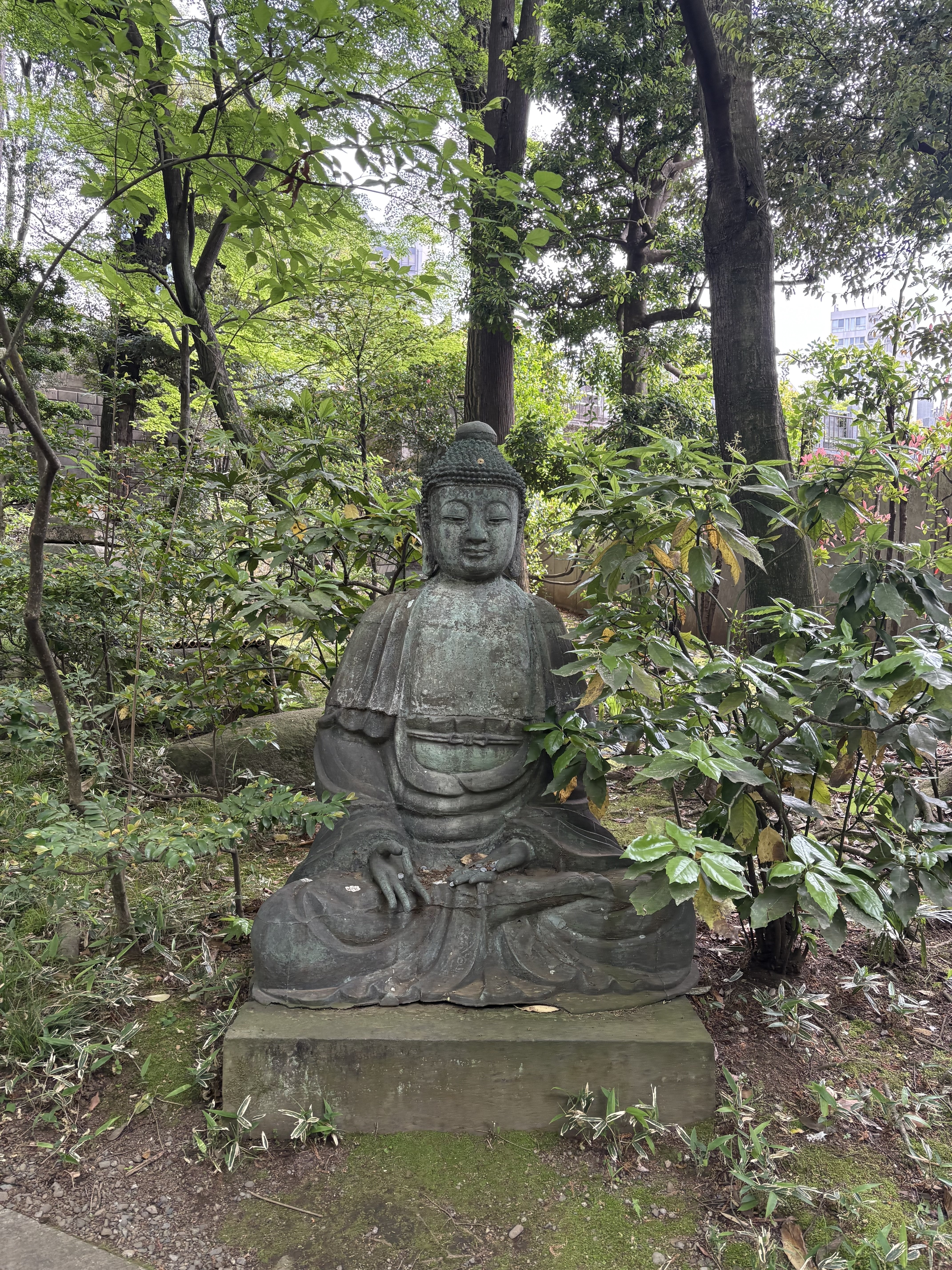 国宝・燕子花図と藤花図、夏秋渓流図｜根津美術館｜merciちゃん