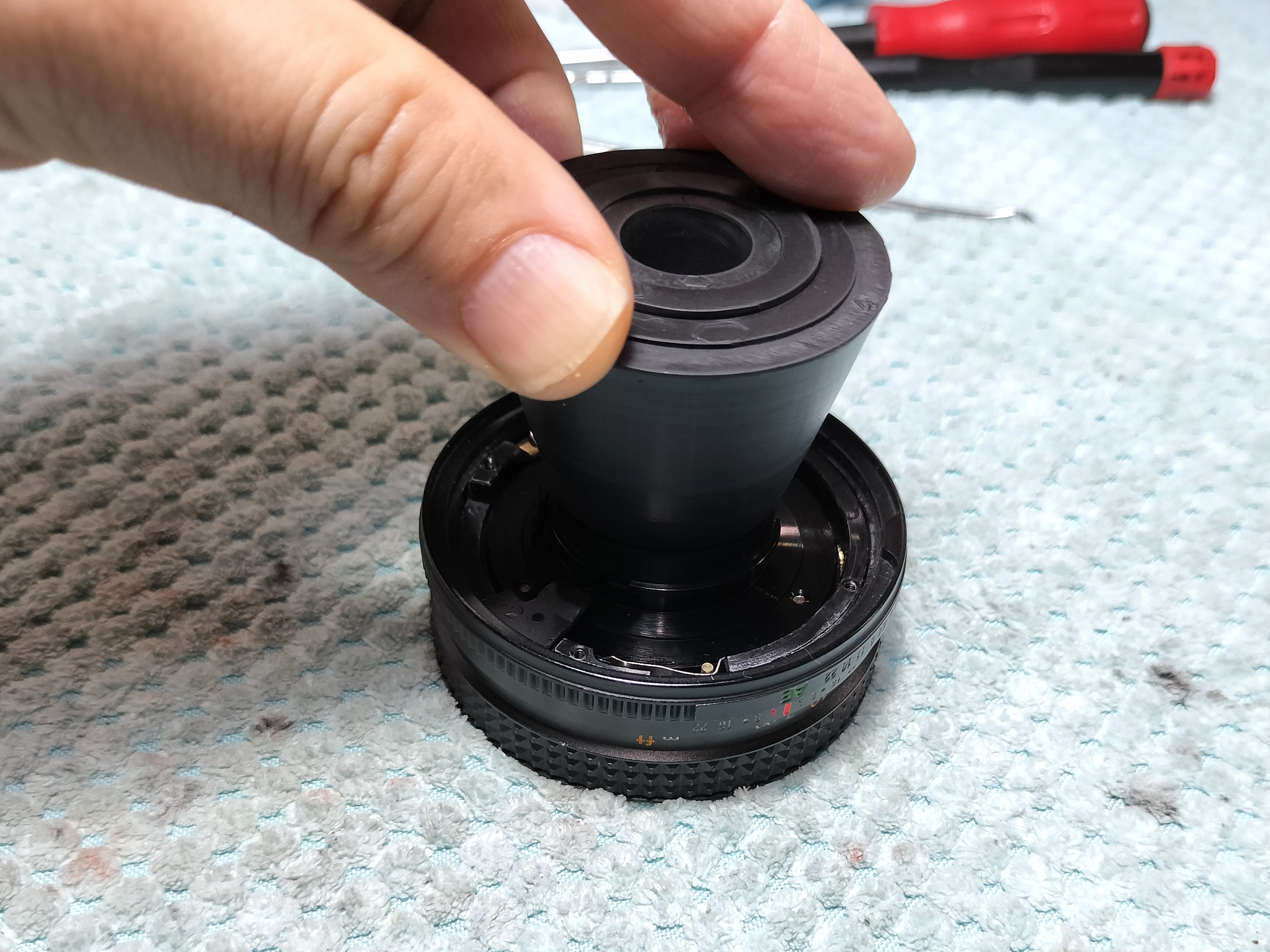 Konica Hexanon AR 40mm F1.8の分解｜フィルムカメラ修理のアクアカメラ