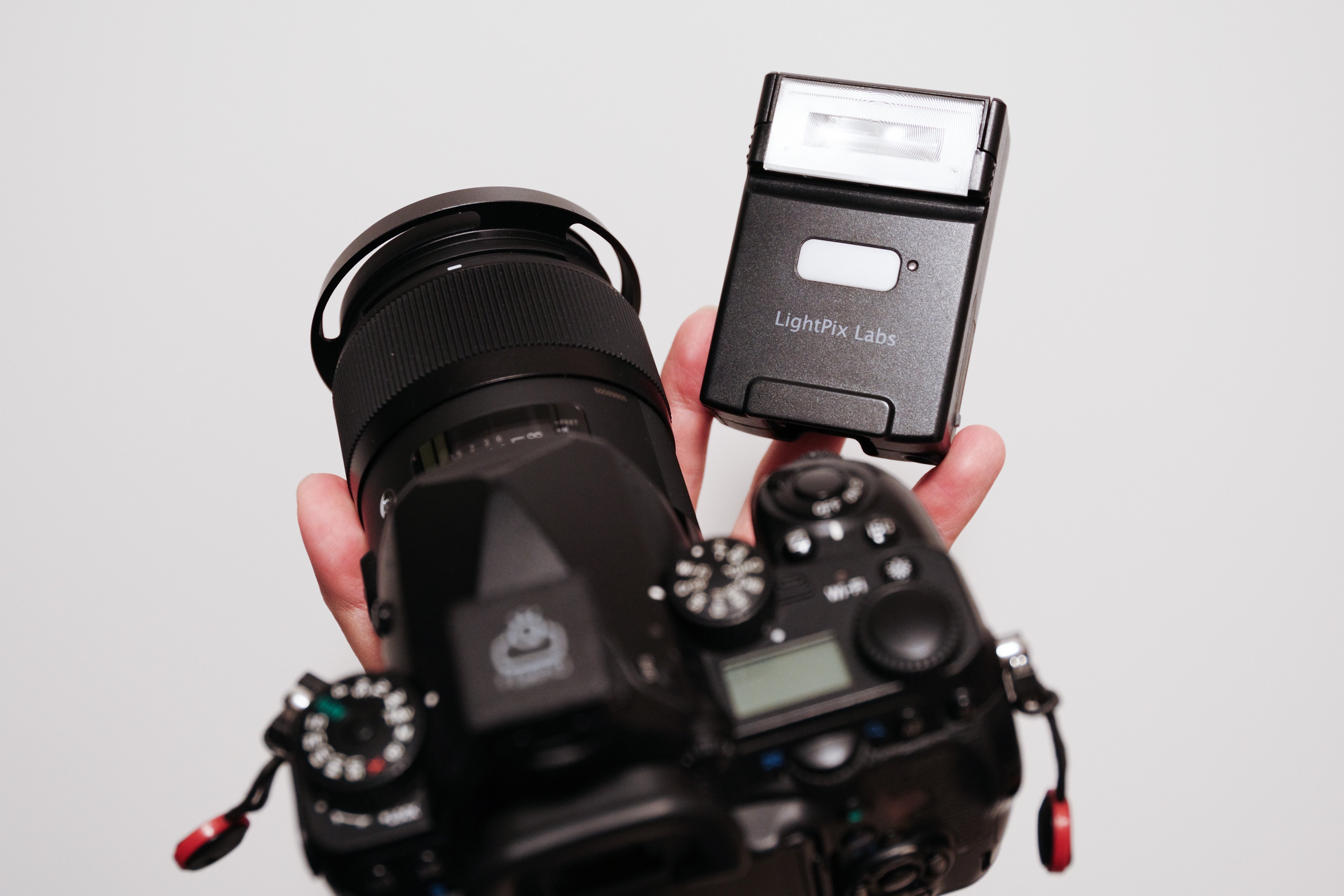 個人的ミニフラッシュの決定版「LightPix Labs FlashQ Q20」｜がま